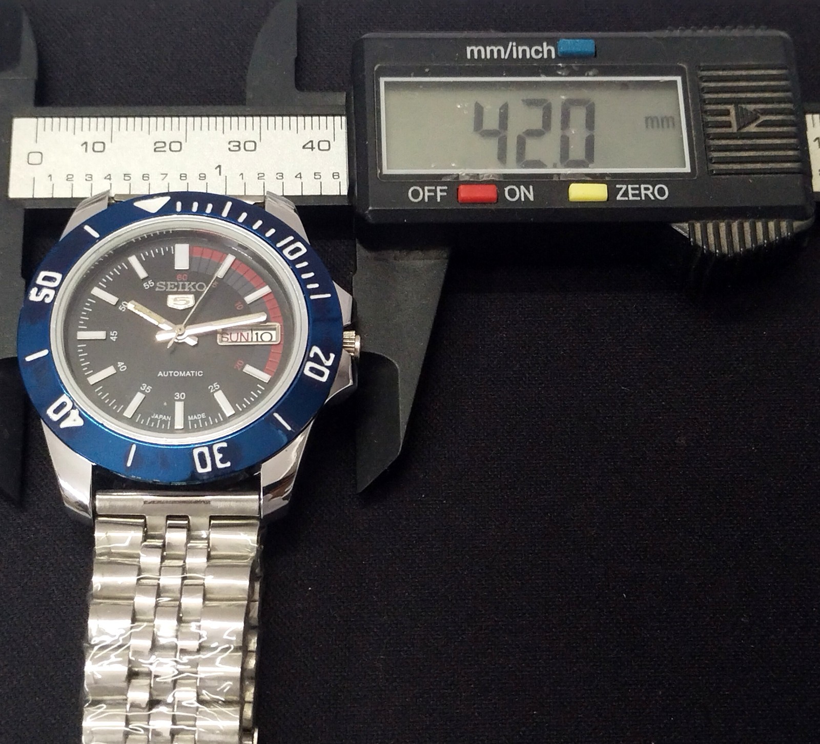 Vintage Seiko 5 Automatic Watch for Men Black Dial Working Perfectly