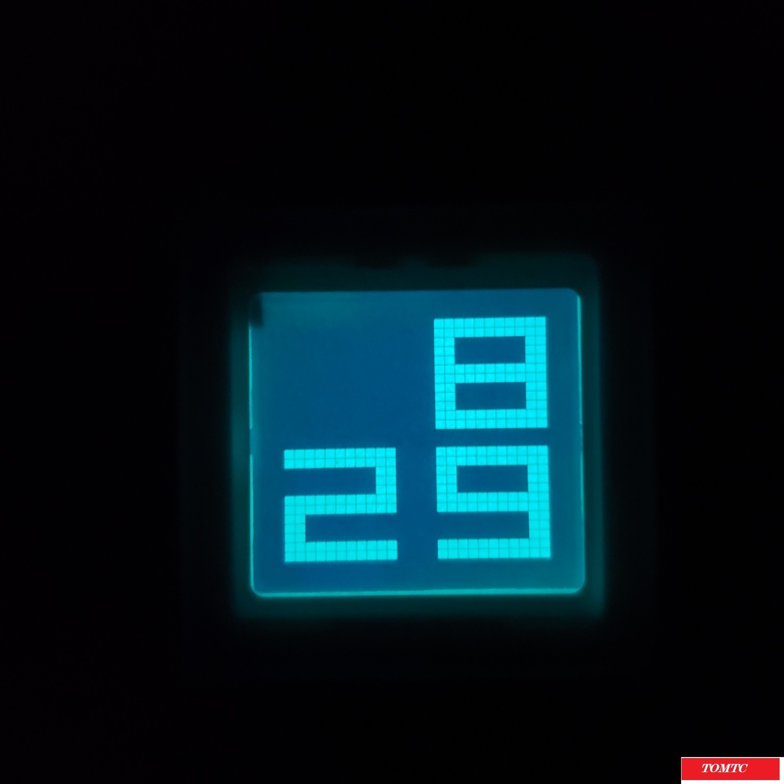 Nixon “The Newton Digital” (White) 30M China Movement w/ Case[11l]