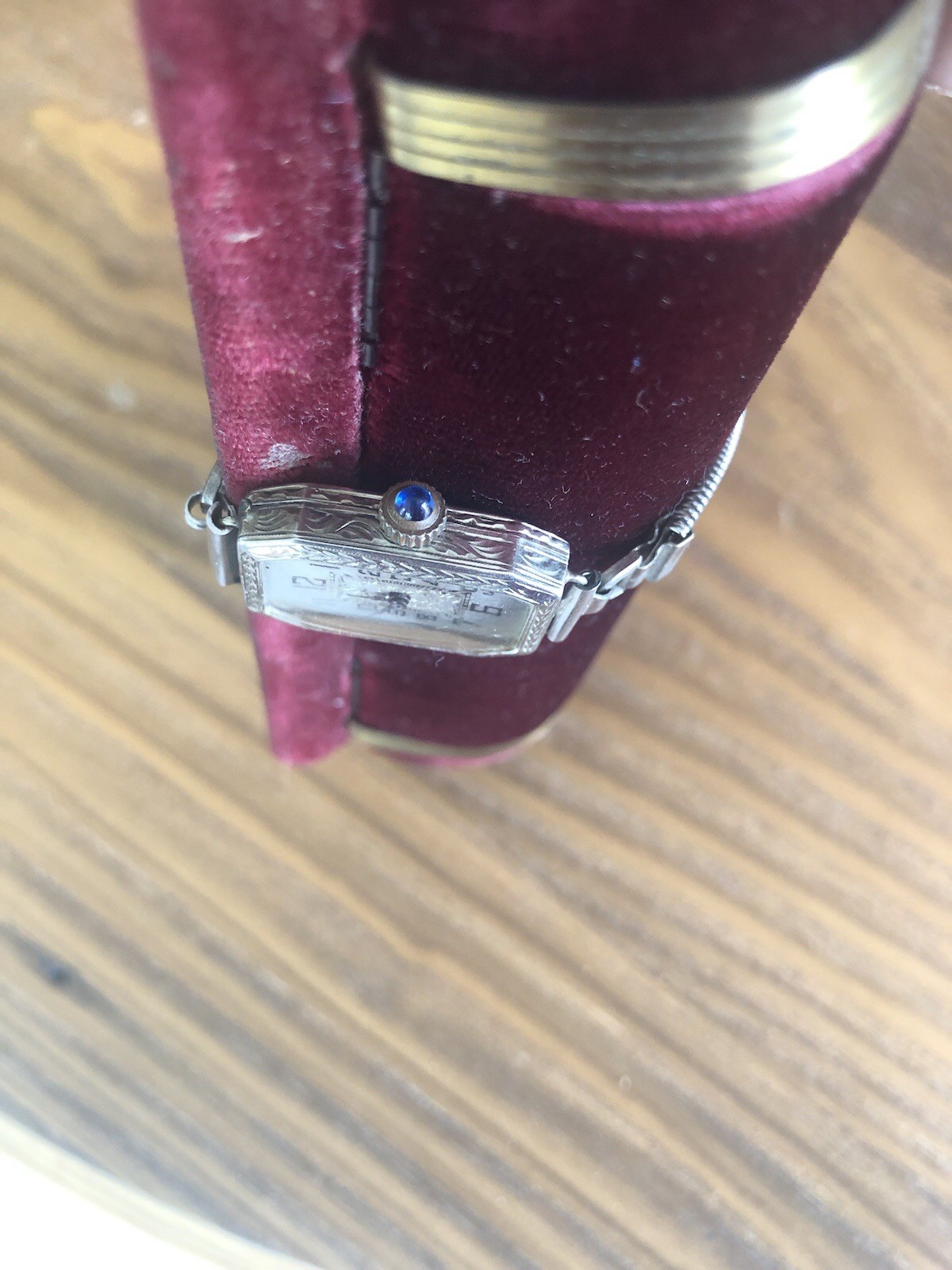 RARE AND RUNNING BILL & CO. SWISS PRE 1920’S 14K – 16 JEWELS ELEGANT WRISTWATCH