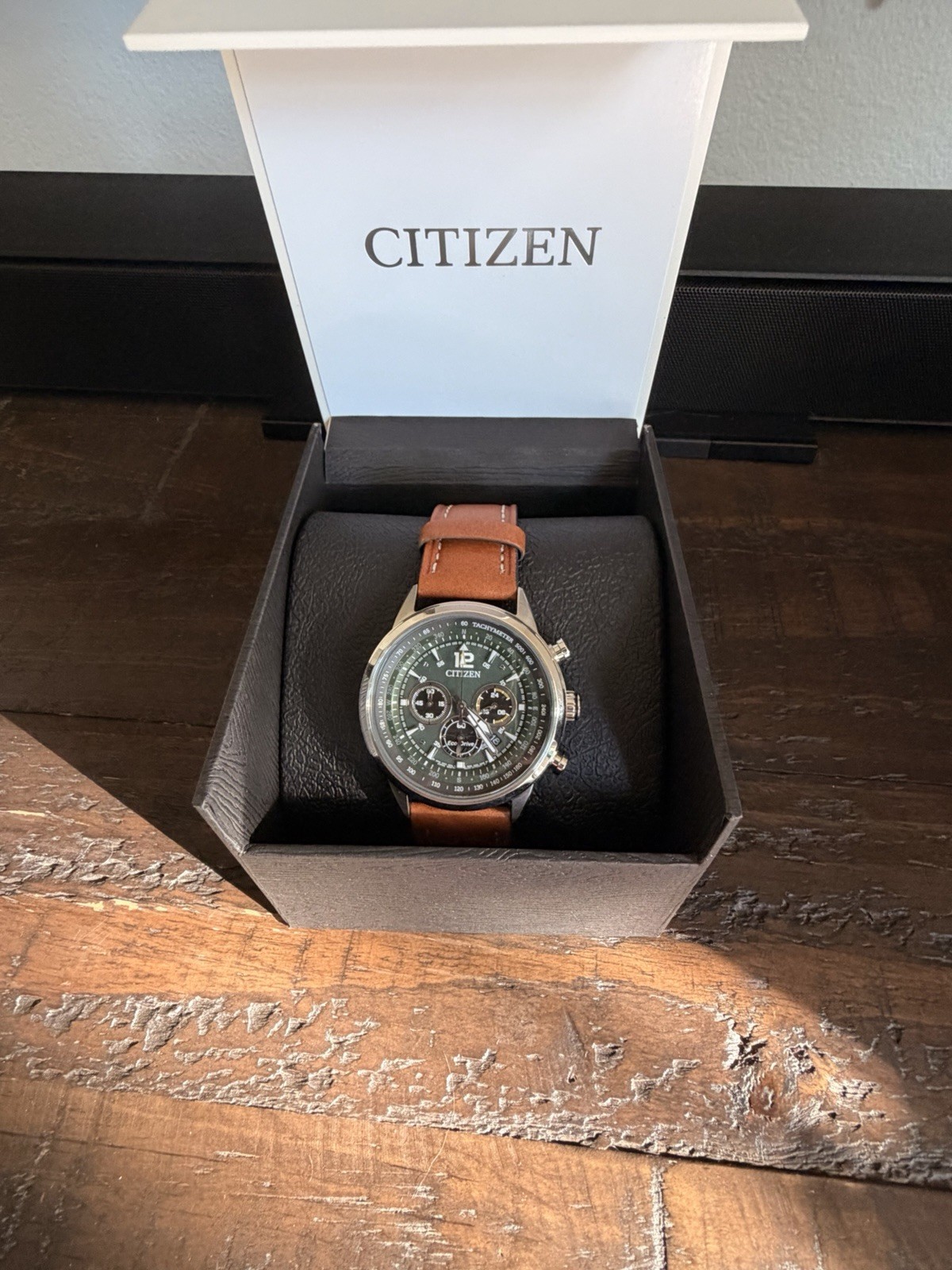 Citizen Avion Eco-Drive Green Dial Chronograph Tachymeter 100m Leather