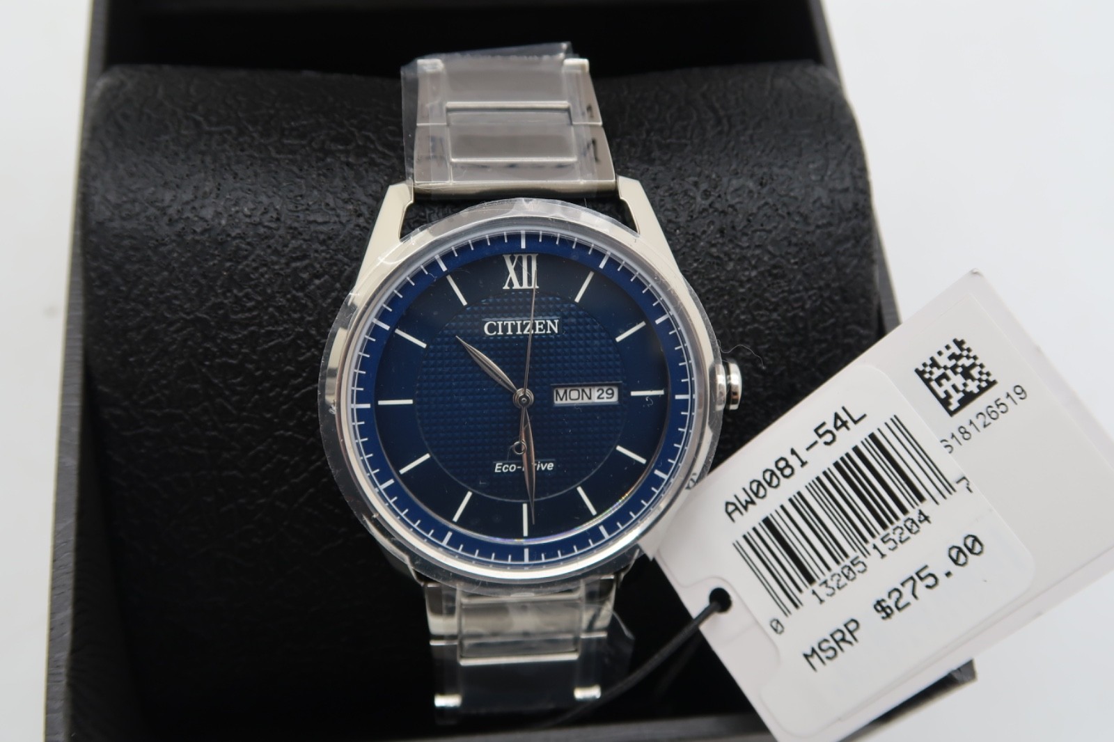 Citizen Eco-Drive Classic Blue Dial Men’s Watch Classic Stainless AW0081-54L NEW