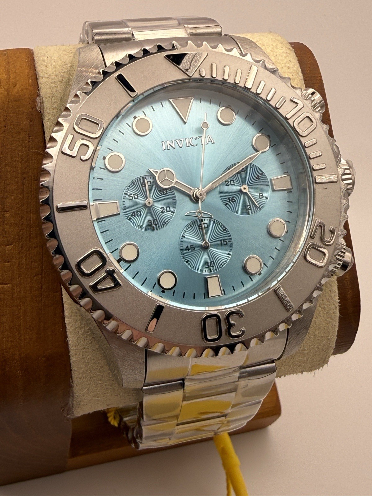 Invicta 49213 Pro Diver Chronograph Ice Blue Sunray Dial 48mm Watch – NEW & TAGS