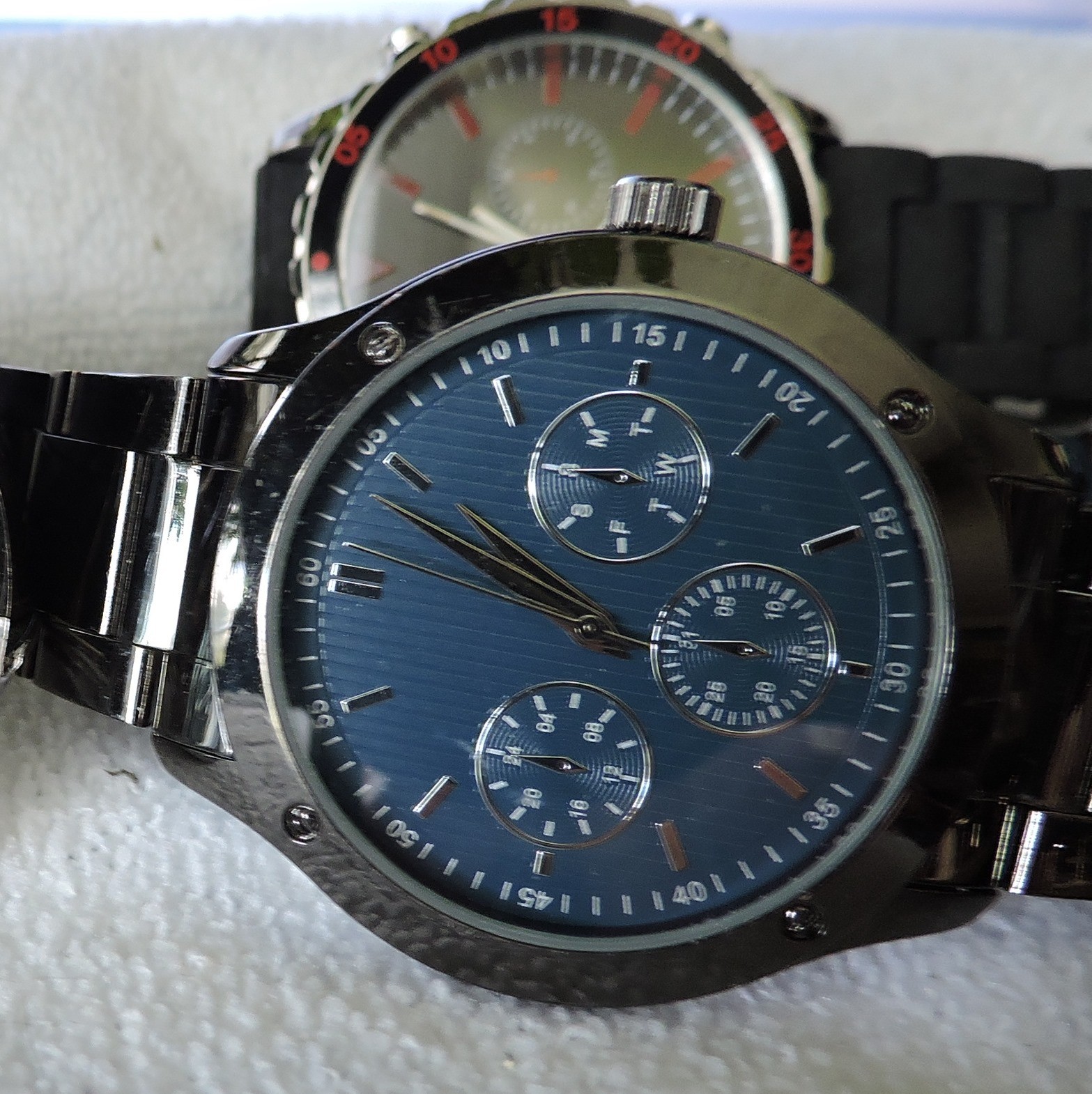 5pc Assorted Mens Watches lot All working condition New batteries