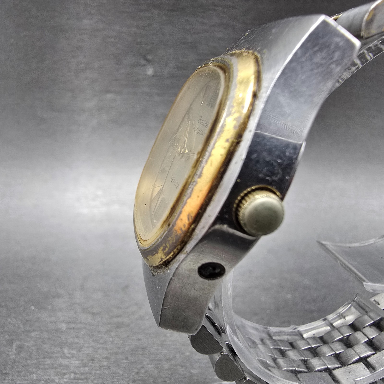 Bulova Accutron Watch Men 35mm Silver Dial Two Tone Daydate Round New Battery