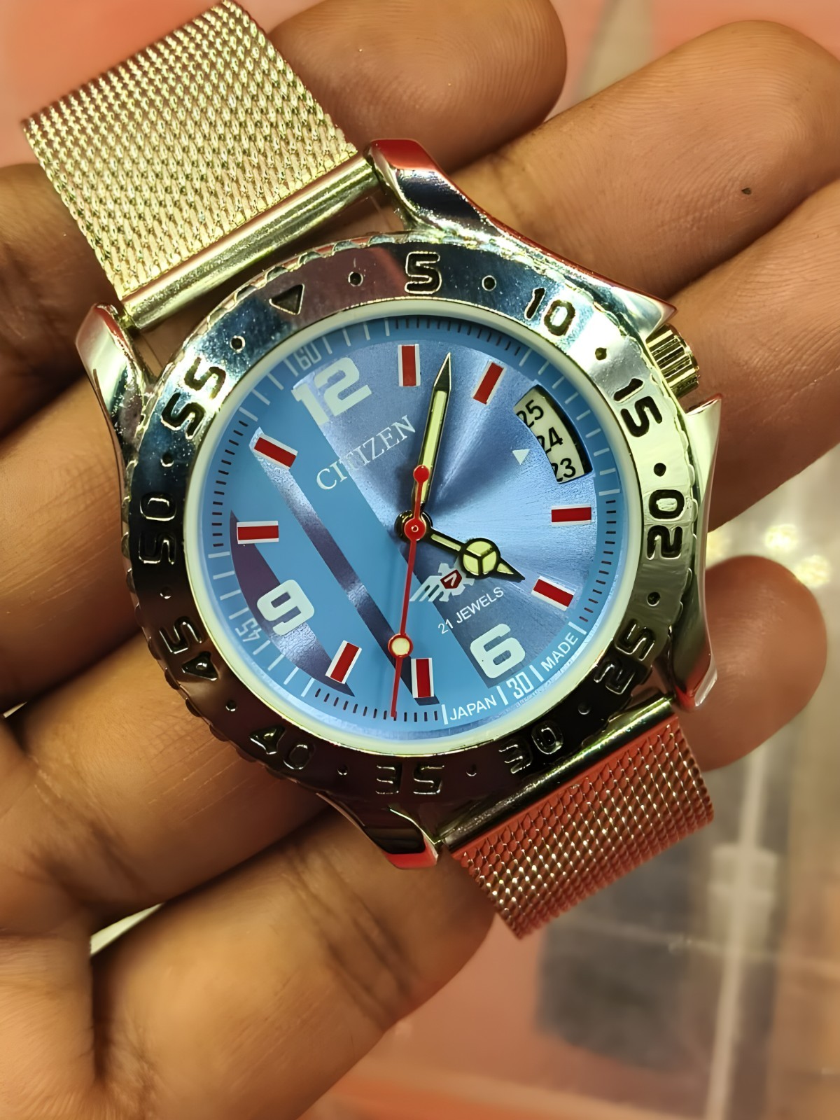 Automatic 8200 21Jewels Restored White Dial Blue Day/Date Mens Watch Vintage 67