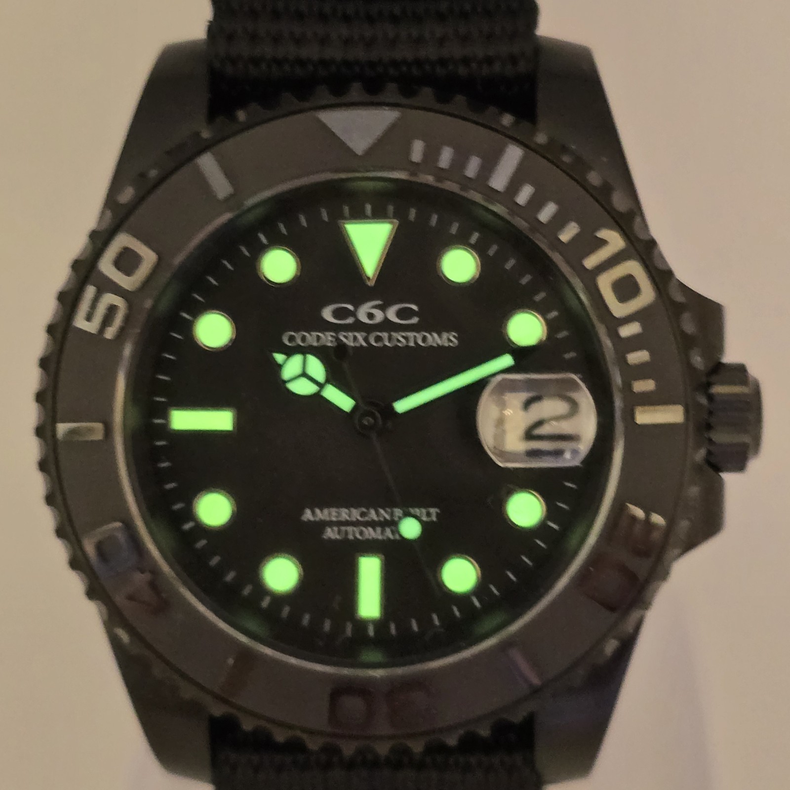 Custom-Built Automatic Watch – 40mm “Black Ops” Diver