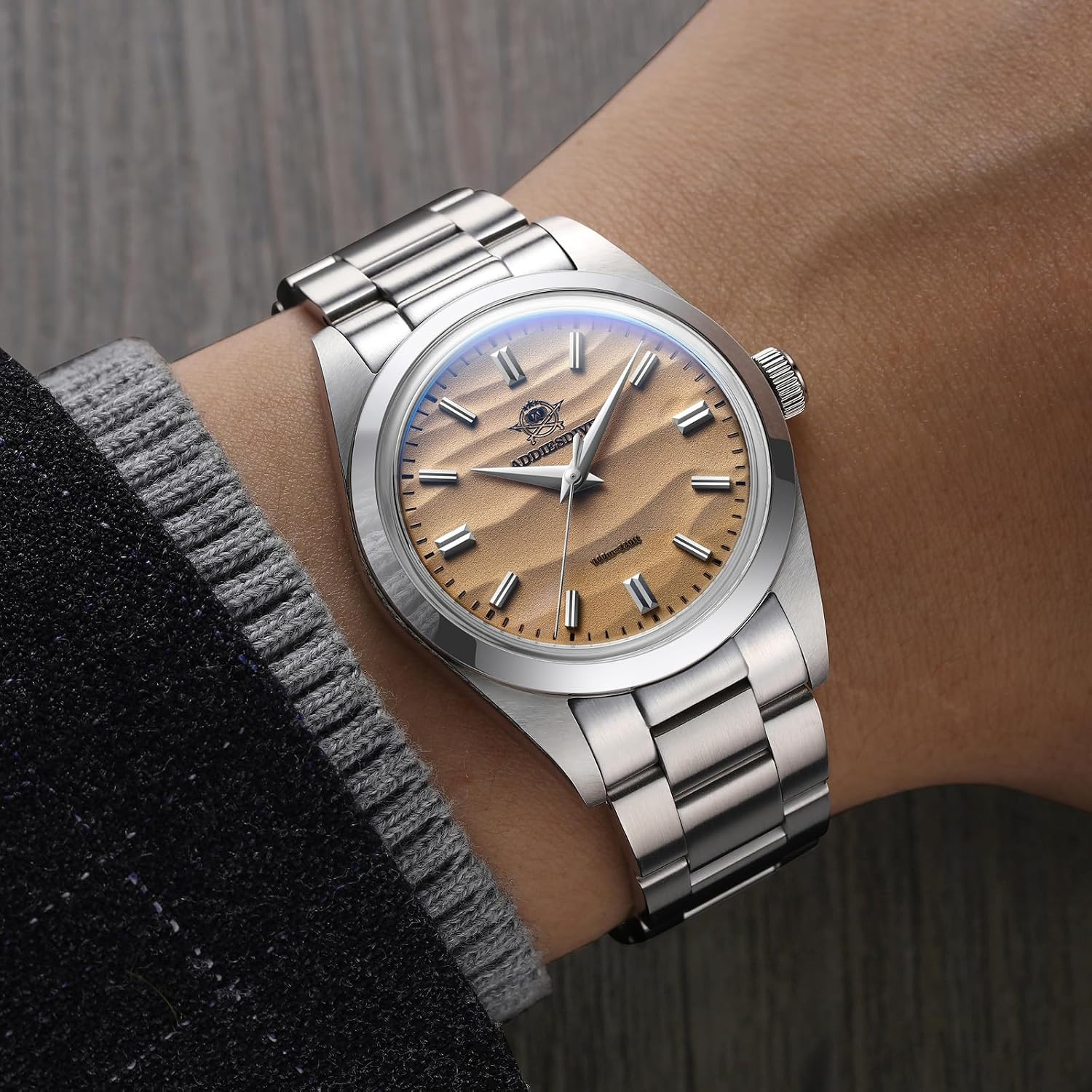 Elegant Quartz Sand Dial Dress Watch & Beige GMT Combo Set