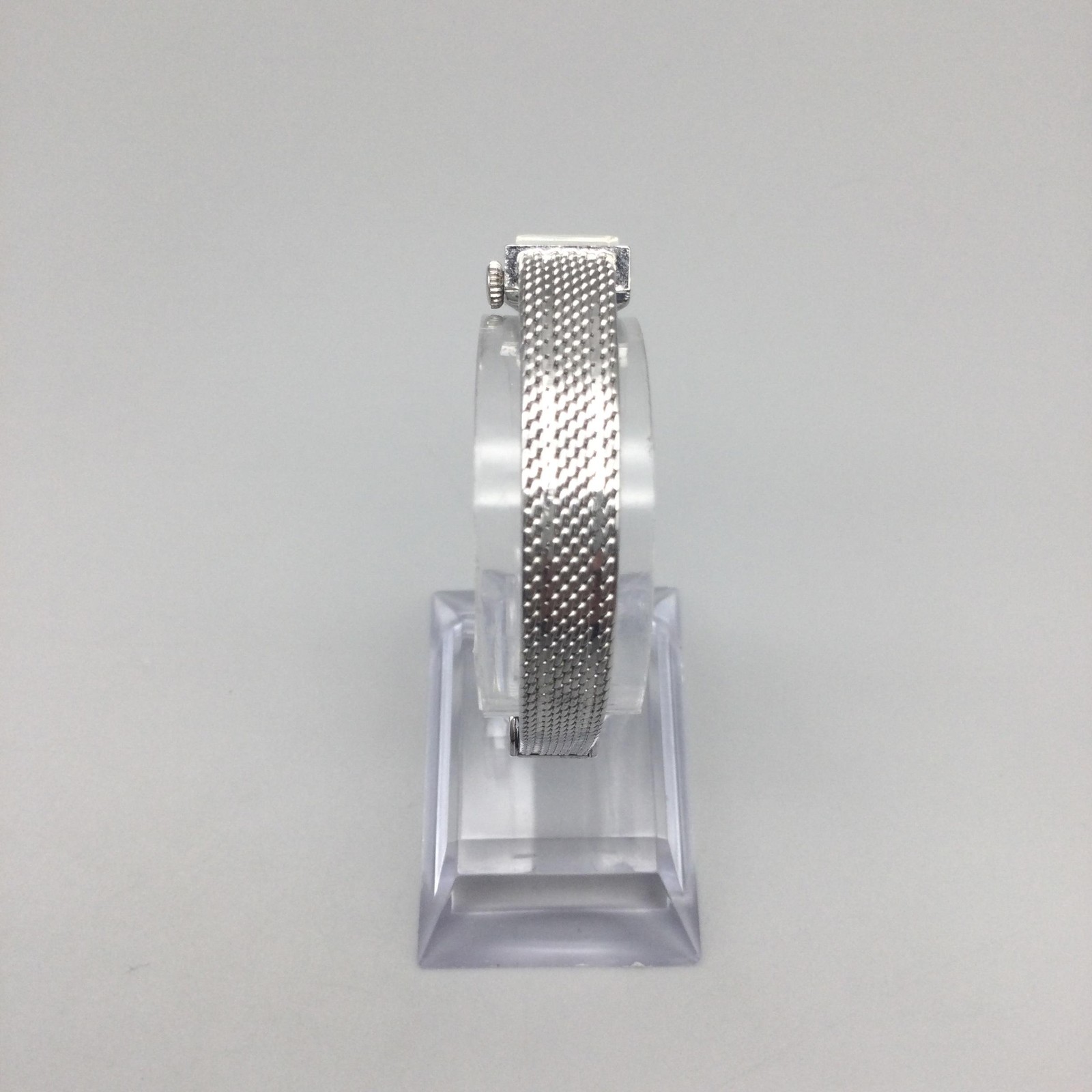 Vintage EMKA Geneve Womens Watch 12mm Silver Tone Mesh Rectangle Dial 3-509