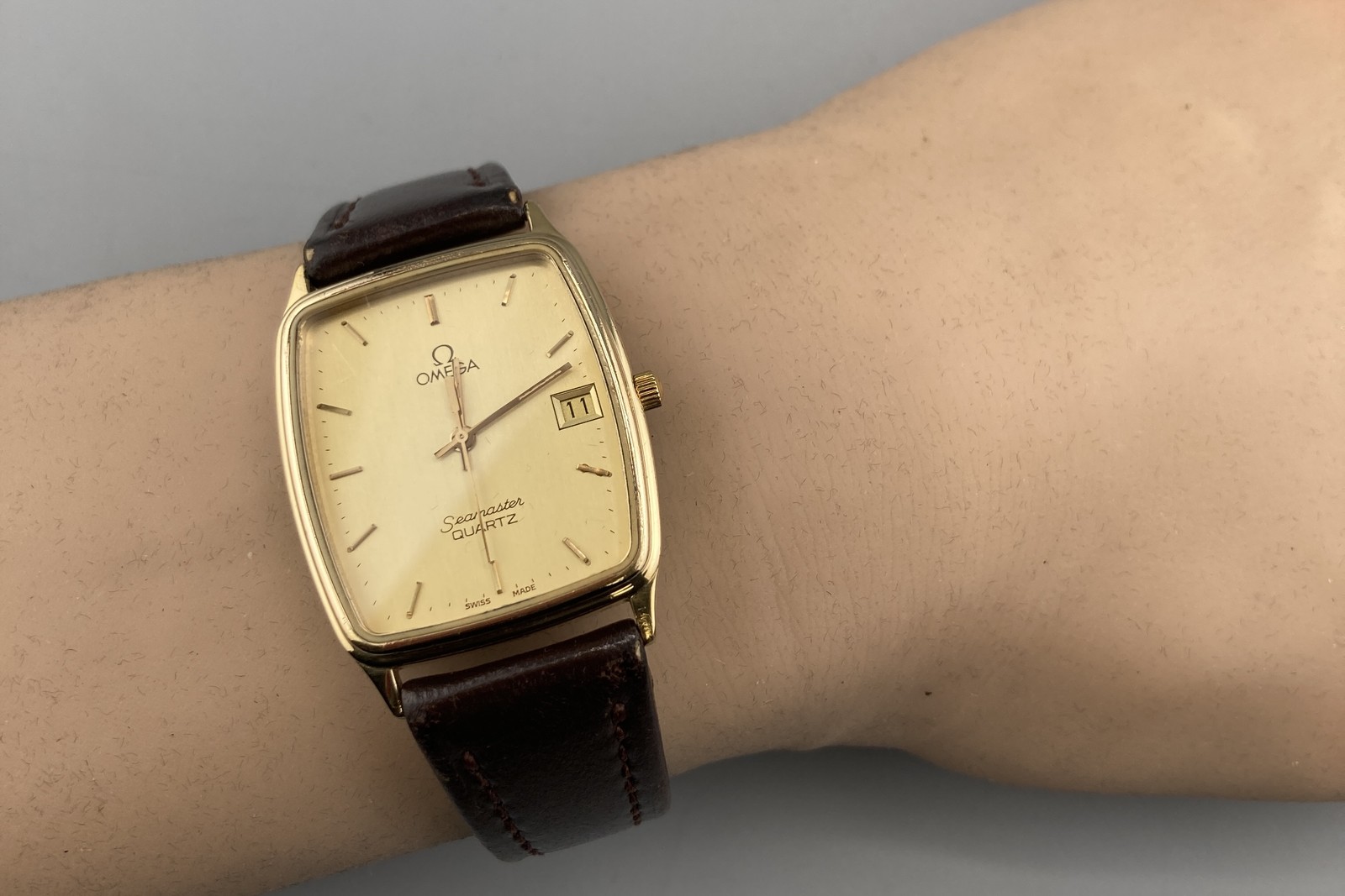 Vintage OMEGA Seamaster Cal.1430 Ref.196.0265 Men’s Quartz Watch 28mm From JAPAN
