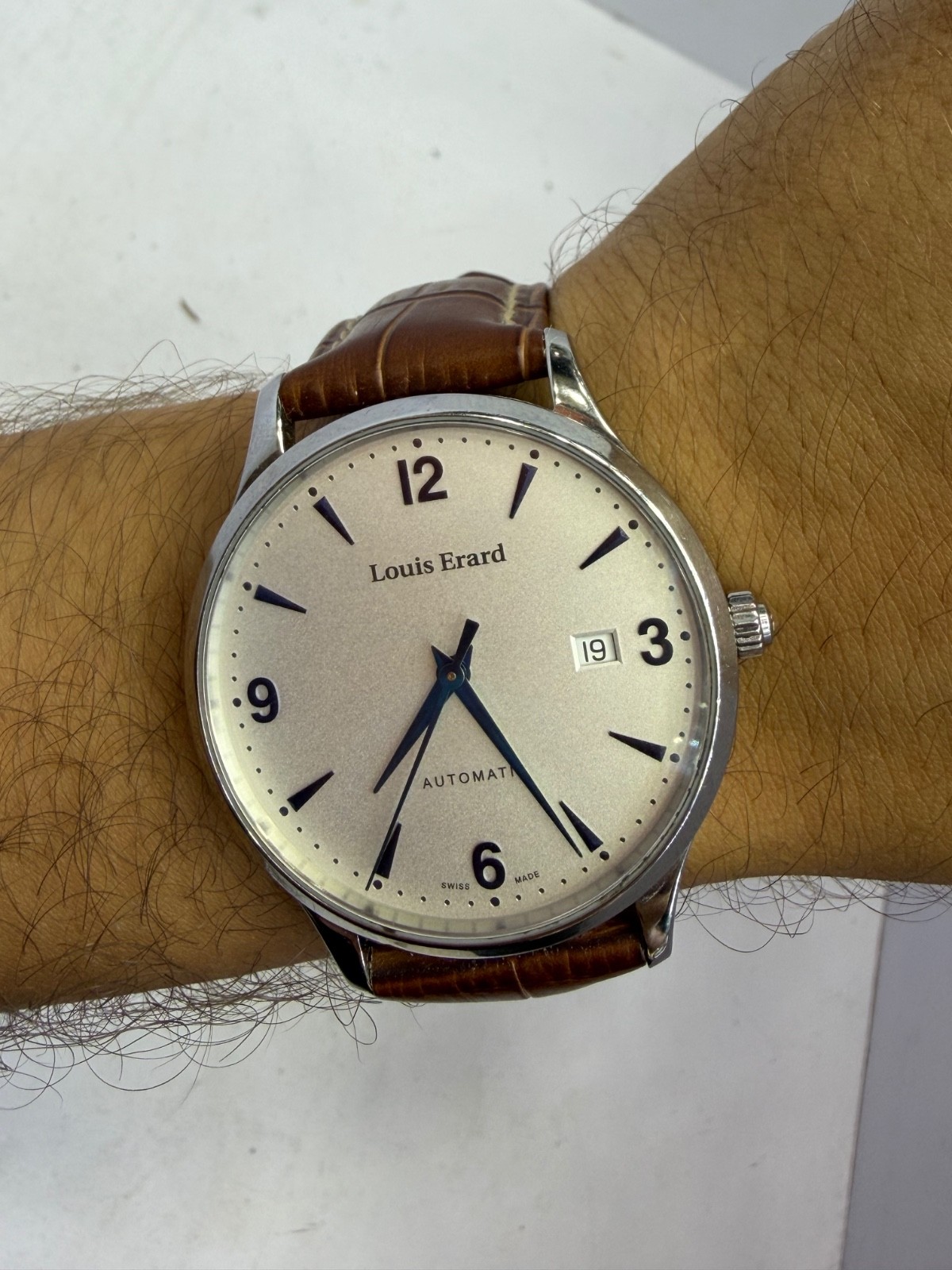 Louis Erard Automatic Swiss Made Men’s Watch Silver Dial Date Leather Strap
