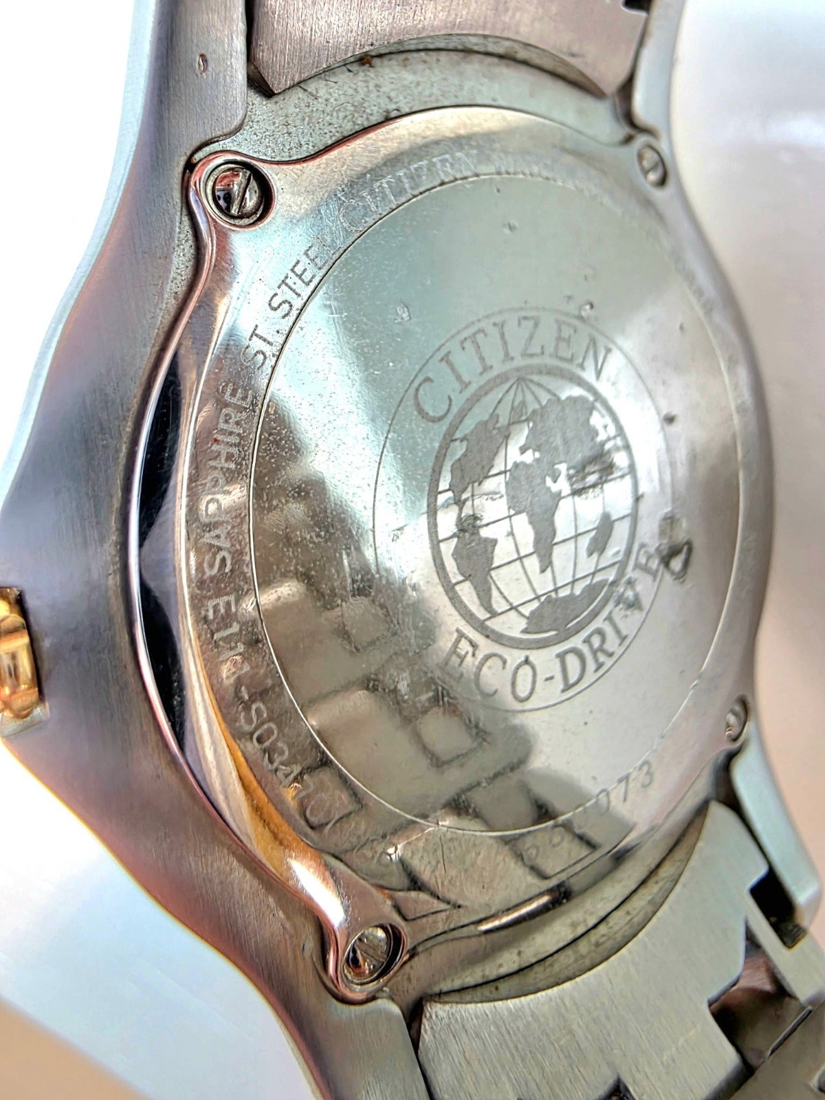 Citizen Eco-Drive Quartz White Dial Date WR100m Two-Tone SS Bracelet 40mm