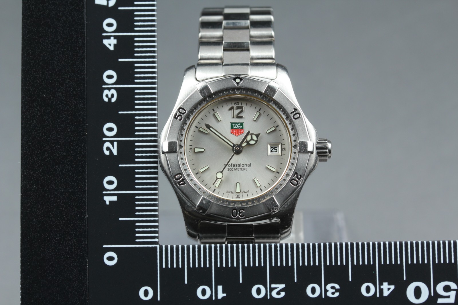 [ Near MINT ] TAG Heuer Professional 2000 WK1312-0 Silver Ladies Quartz QZ Watch