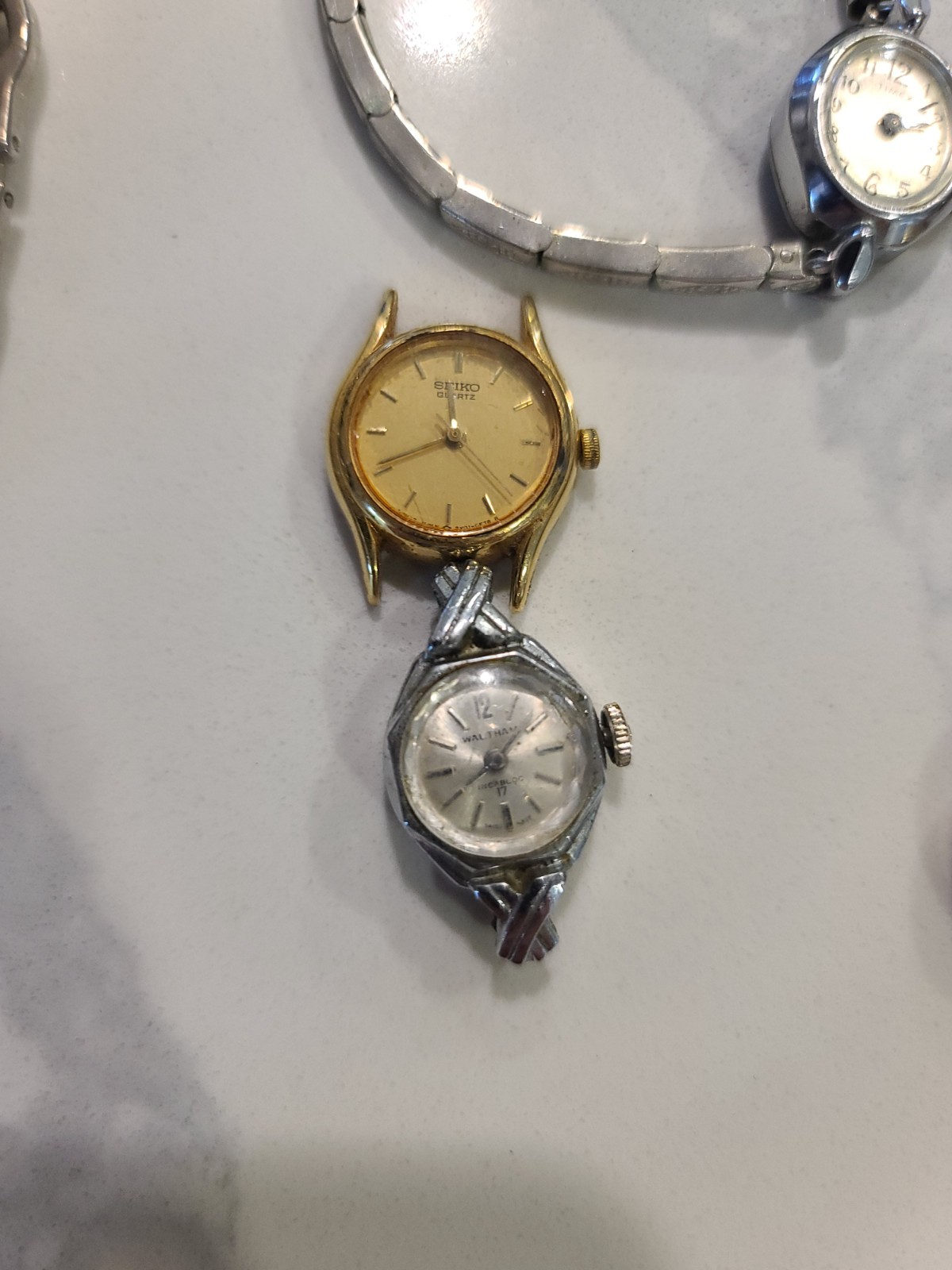 Vintage Watch Lot Timex Benrus Seiko Pulsar Waltham Accurist Parts/Repair 20+