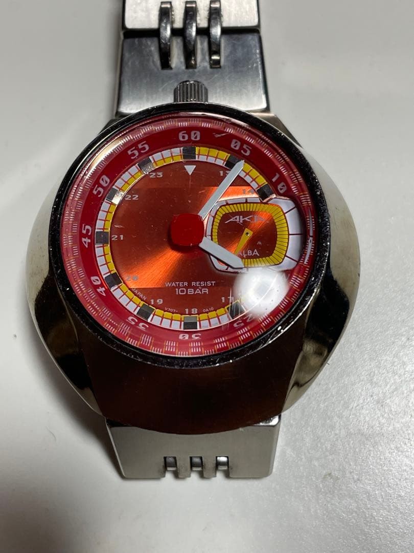 Seiko Alba AKA Red 10bar Quartz Watch
