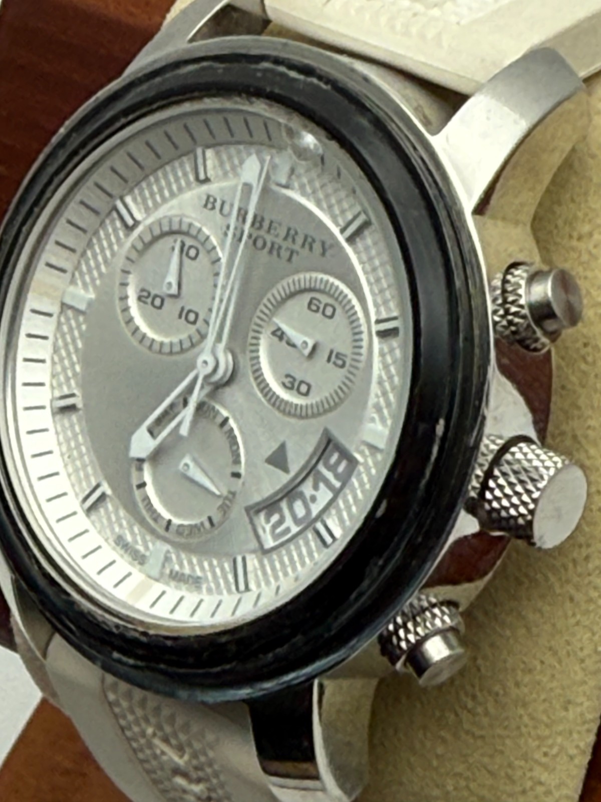 Burberry Endurance BU7760 Sport Chronograph 39mm Swiss Watch – Needs New Bezel
