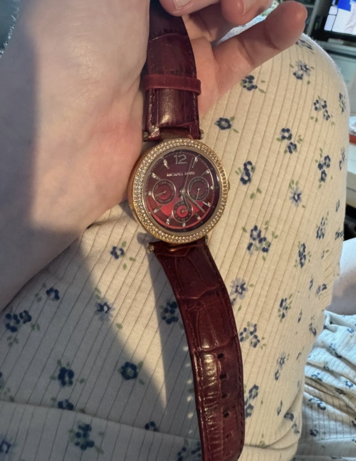 Michael Kors MK-3668 Women’s Burgundy Dial Crystal Bezel Leather Quartz Day/Date