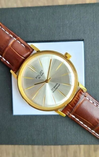 Vintage Poljot De Luxe 23 Jewels USSR Serviced Ultra Slim Mechanical Watch