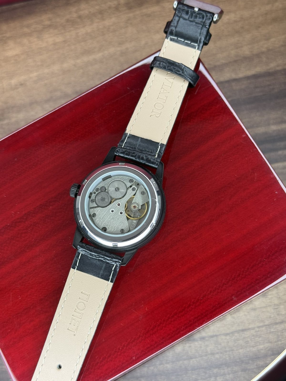 Watch Aviator Pilot Mechanical Vintage Soviet USSR Military Day Calendar Raketa