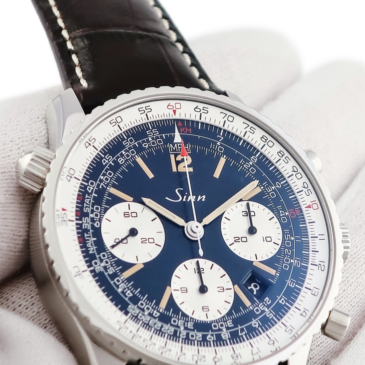 SINN 903.ST.AUTO.B.E Chronograph, small seconds, date, rotating inner beze