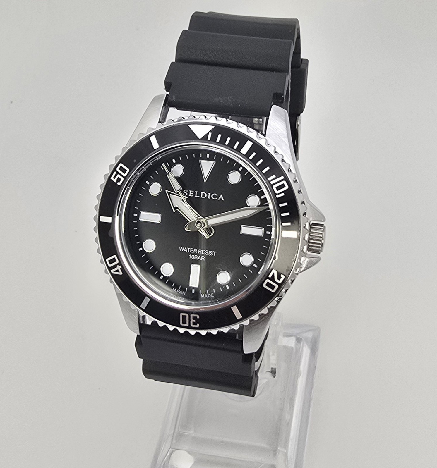 Crepha Seldica Diver Style Watch Japan Made 100M Water Resistant Black Dial