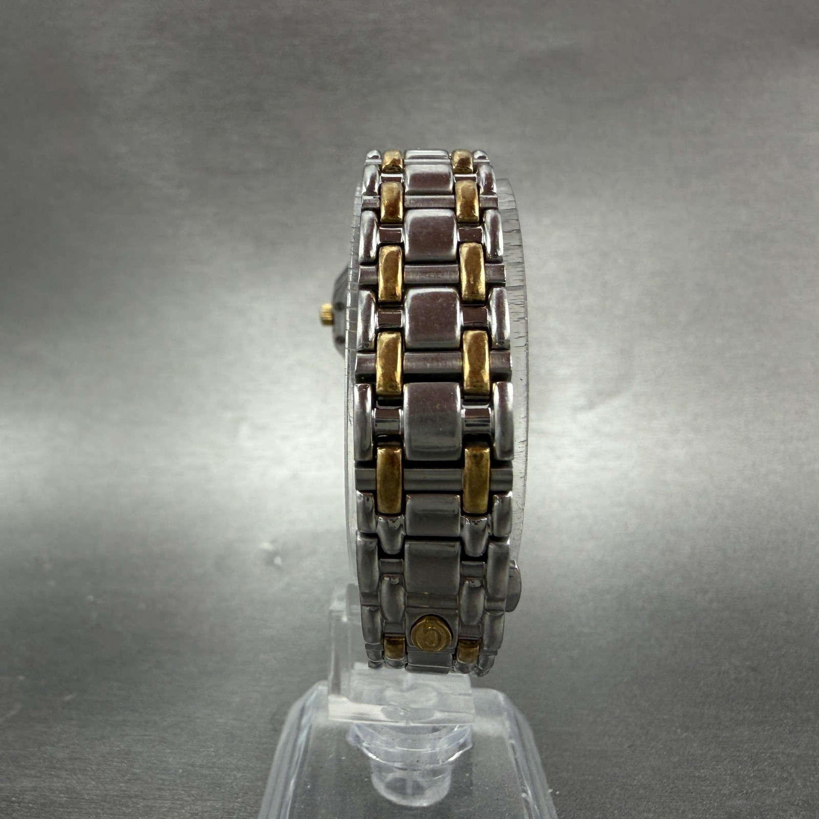 Concord Saratoga Watch Women 23mm White Dial Two Tone Diamond Bezel 15 73 287