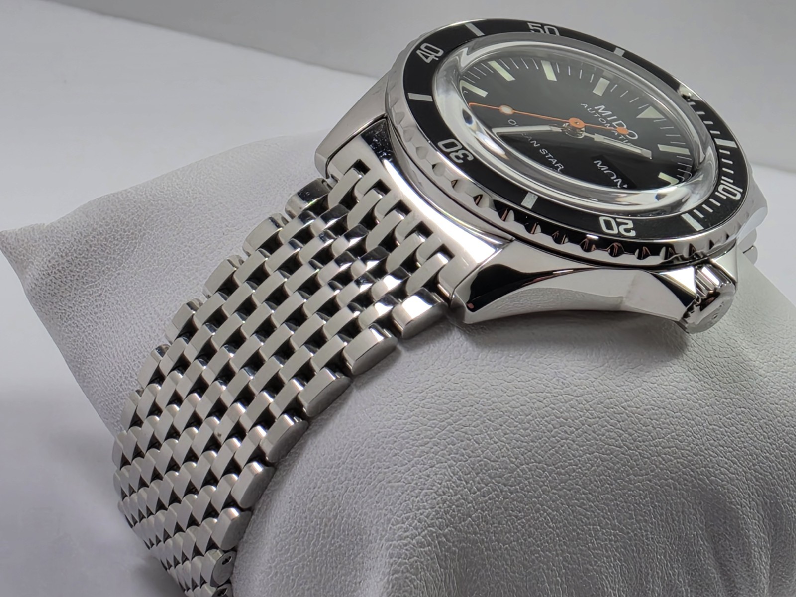 Mido Ocean Star SWISS Automatic Black Dial Men’s Diver Watch M0268301105100