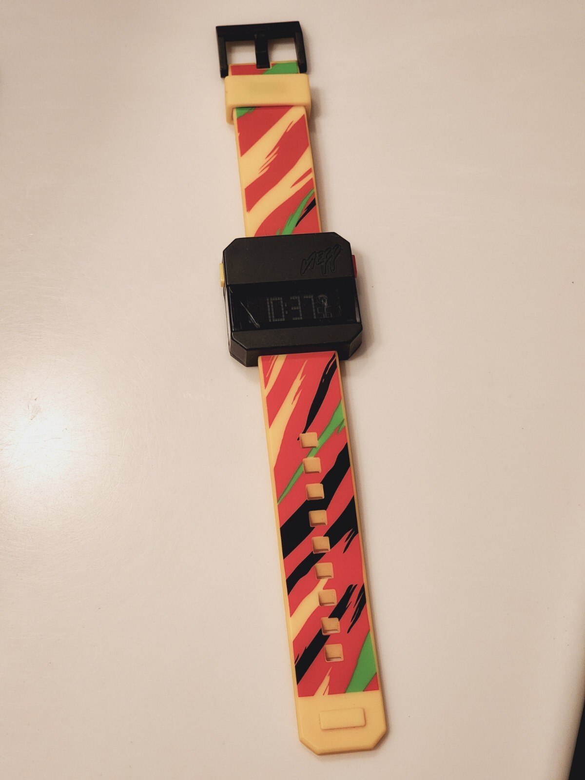 2 Neff Watches. DAILY ( Black/White ) & DIGI ( Multicolor ) BOTH RUNNING