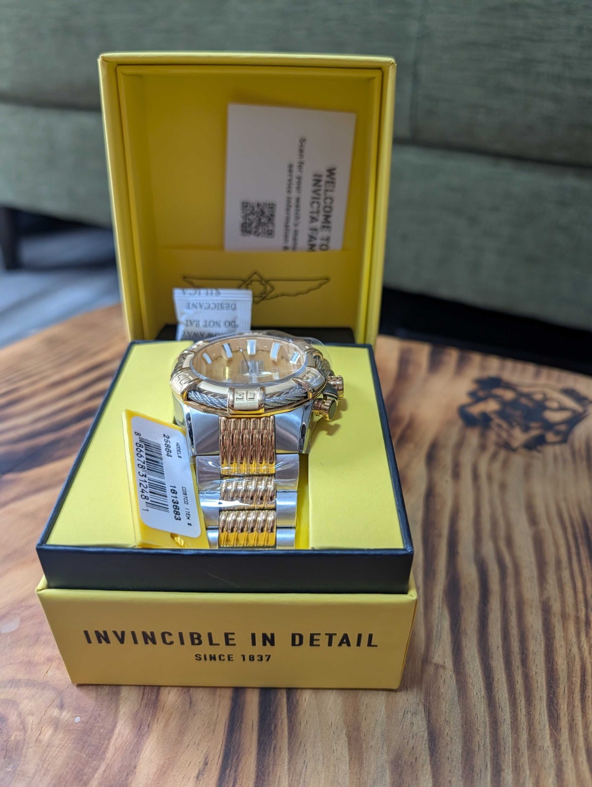 Invicta Bolt 25864 Men’s 51mm Swiss Quartz Chronograph Watch New w/ Box