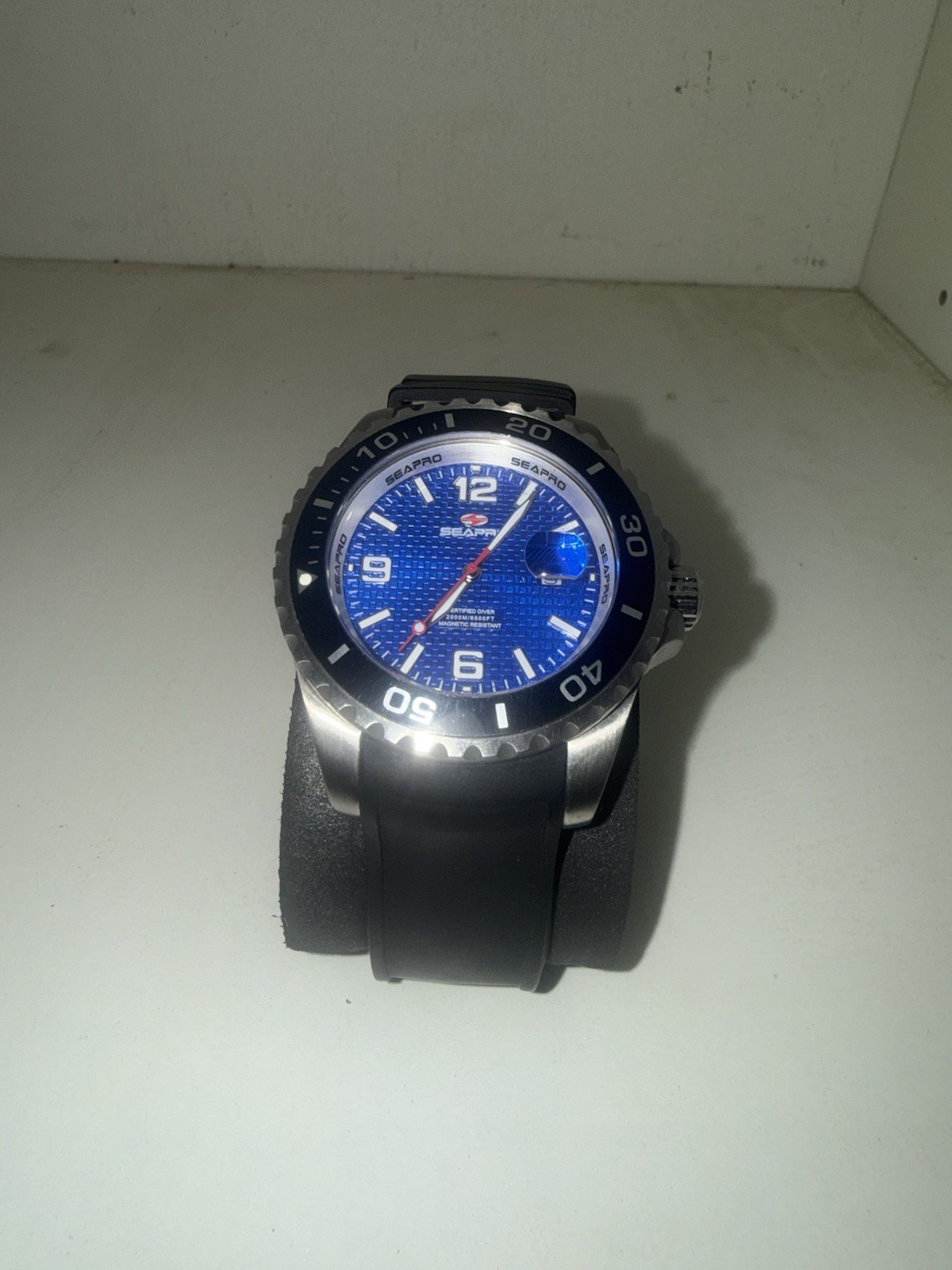 Seapro Abyss Mens Diver Watch 200 ATM Quartz Blue Dial Black Strap Date