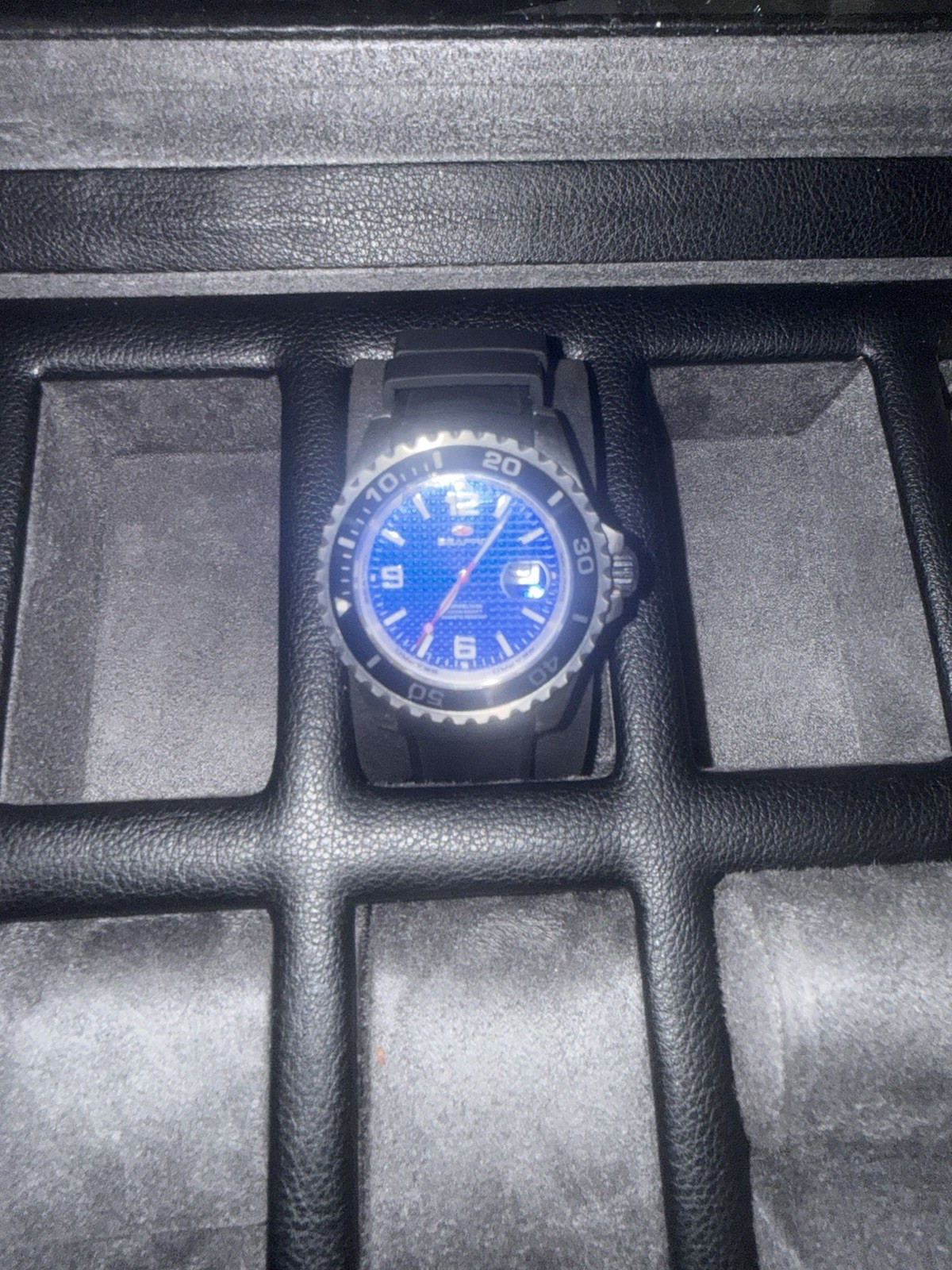 Seapro Abyss Mens Diver Watch 200 ATM Quartz Blue Dial Black Strap Date