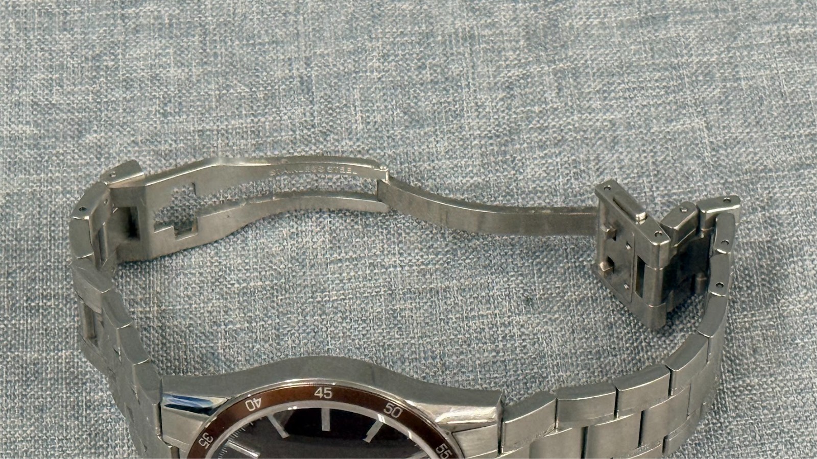 TAG Heuer Carrera Calibre 5 WV211N Men’s Wristwatch 39 mm