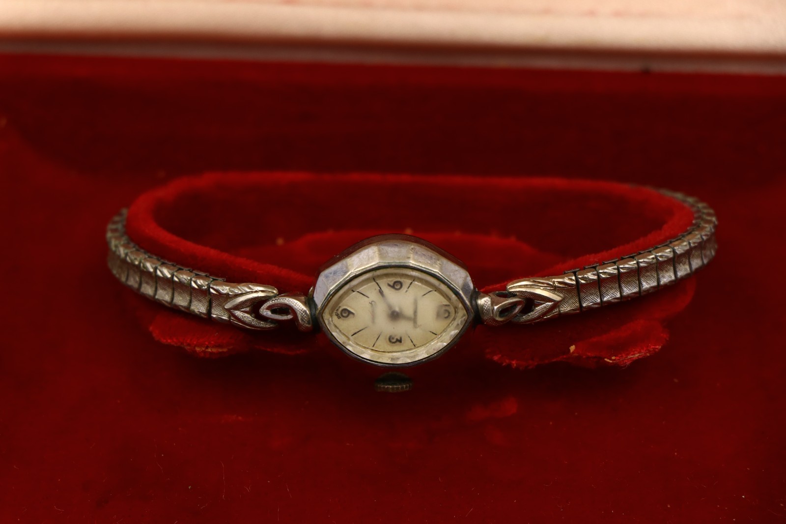 Vintage Wittnauer Lady’s Wristwatch 10K RGP Bezel Boxed Runs As Is