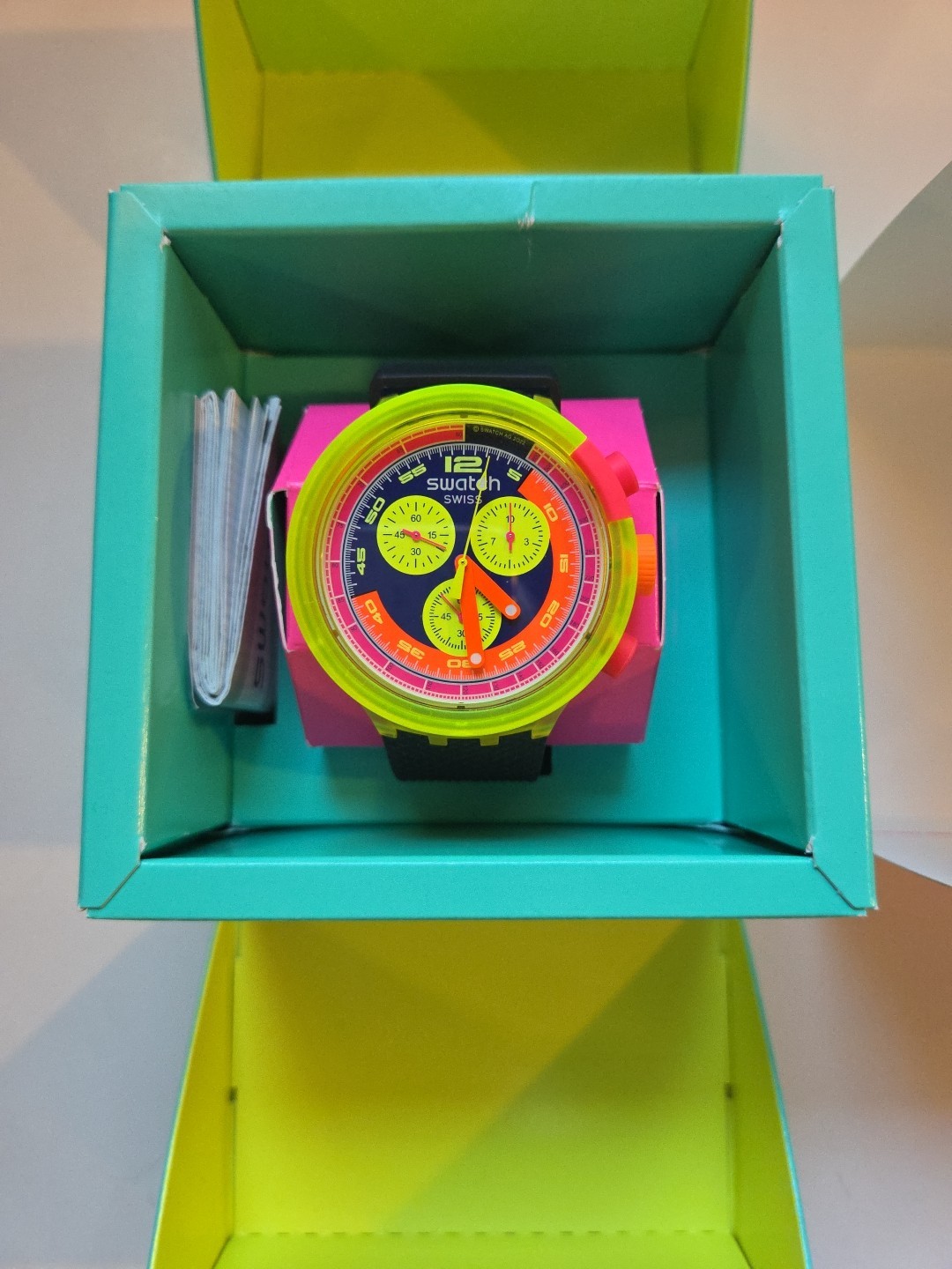 SWATCH NEON TO THE MAX Watch SB06J100 Big Bold Chronograph 2023 Swiss WR 100ft