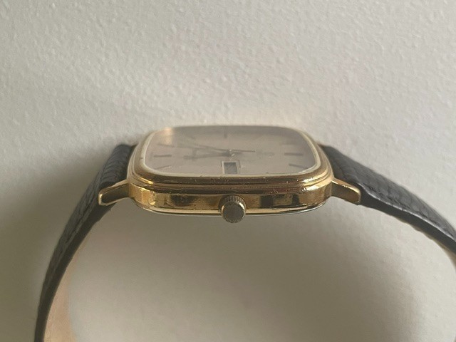 Tiffany & Co vintage OMEGA Gold Plated Day/Date TV Dial Quartz – 30 mm