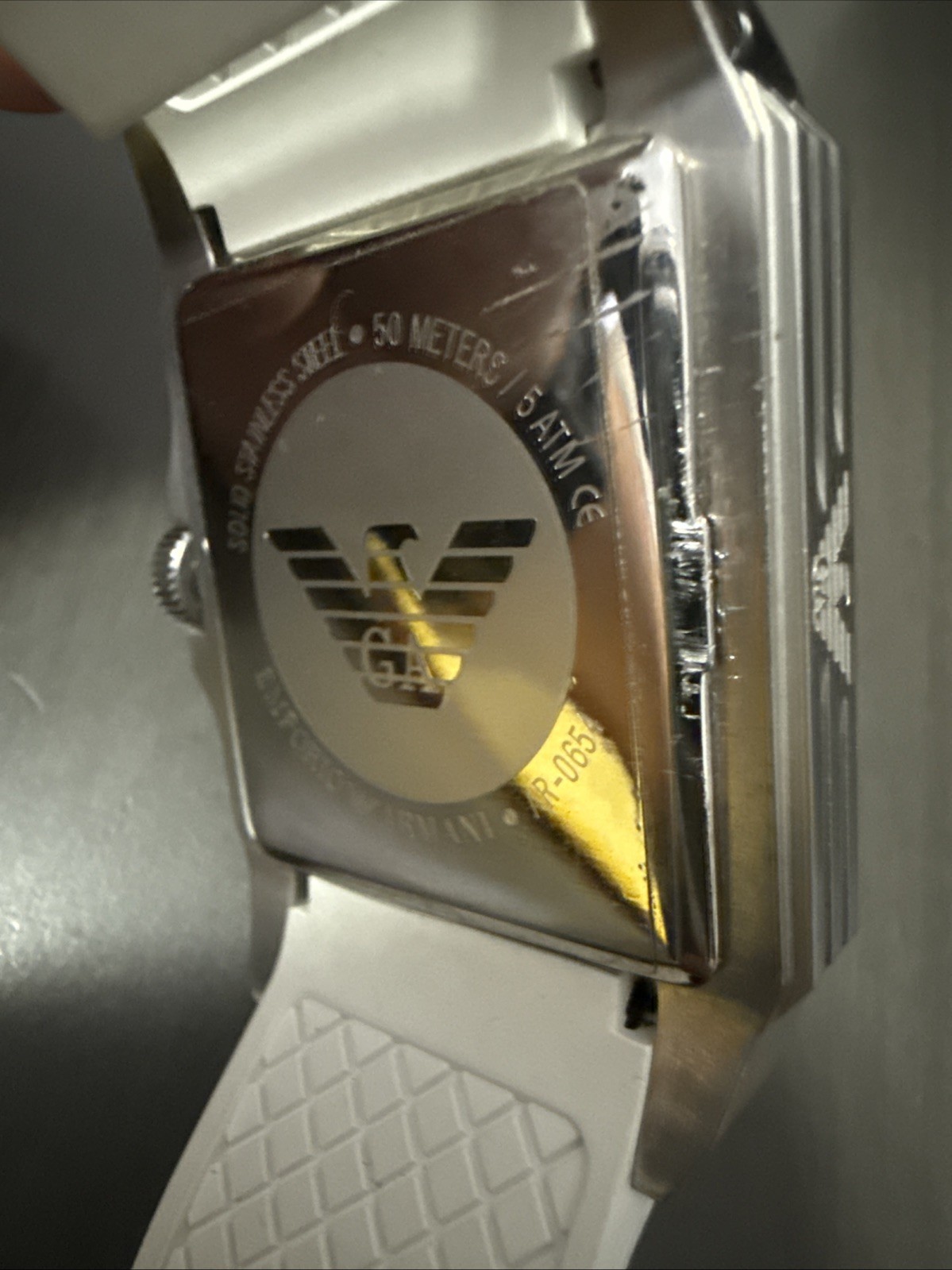 Emporio Armani AR-0654 Classic Watch White Rubber Silicone Band ( As-is)
