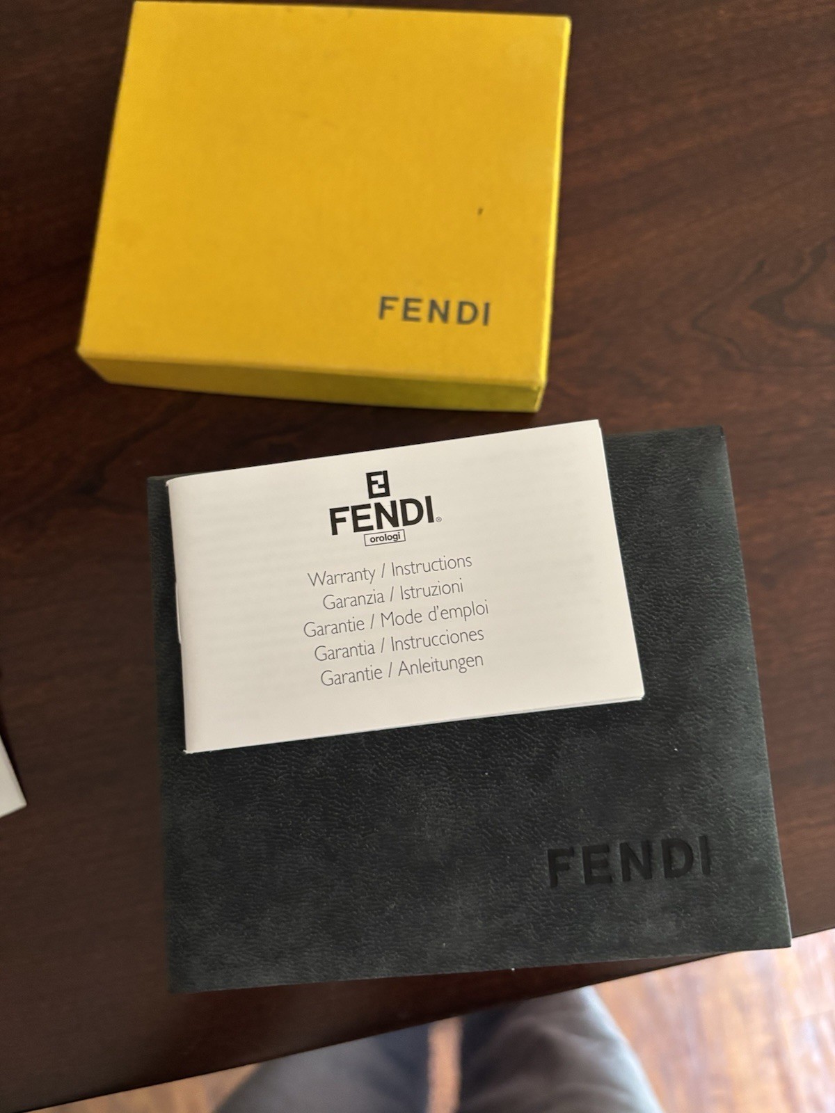 FENDI Orologi Women’s Quartz Black Ceramic Square 21mm Watch w/ Box Papers
