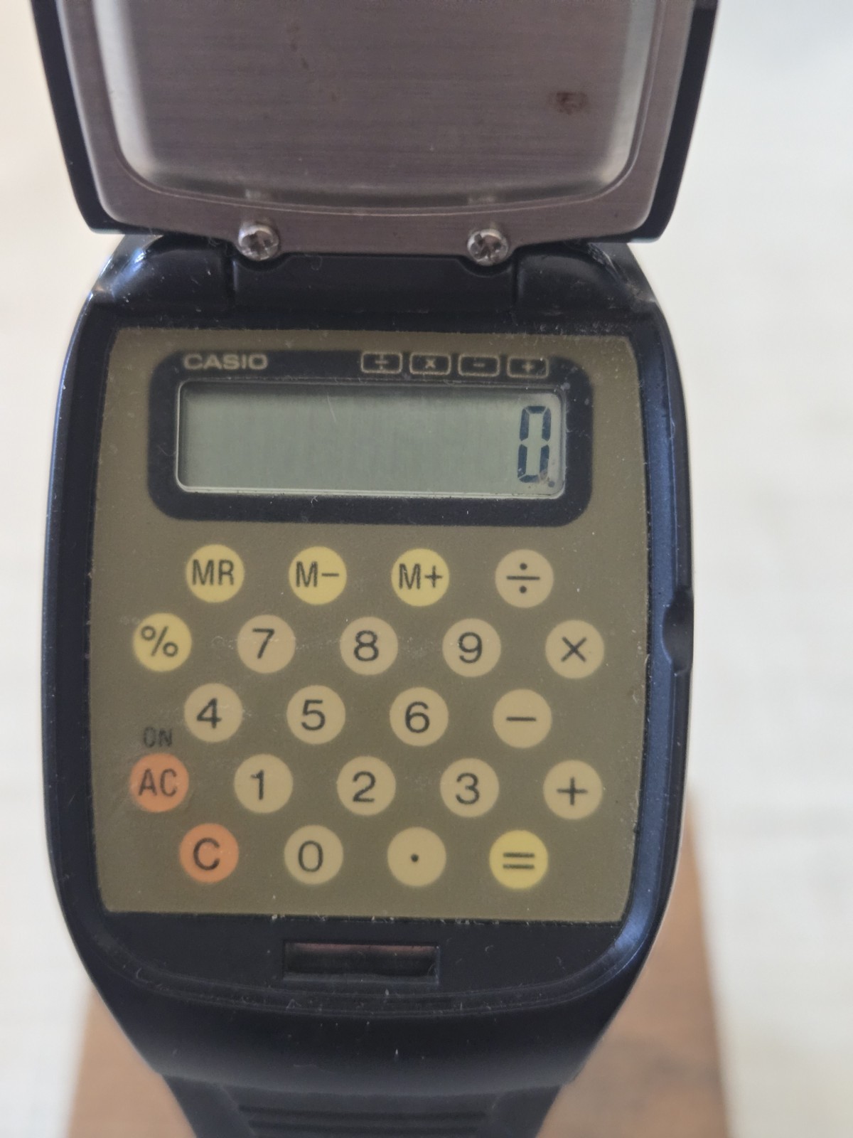 Casio Flip Top Calculator Quartz Wristwatch Black Resin Strap Vintage FTP-10
