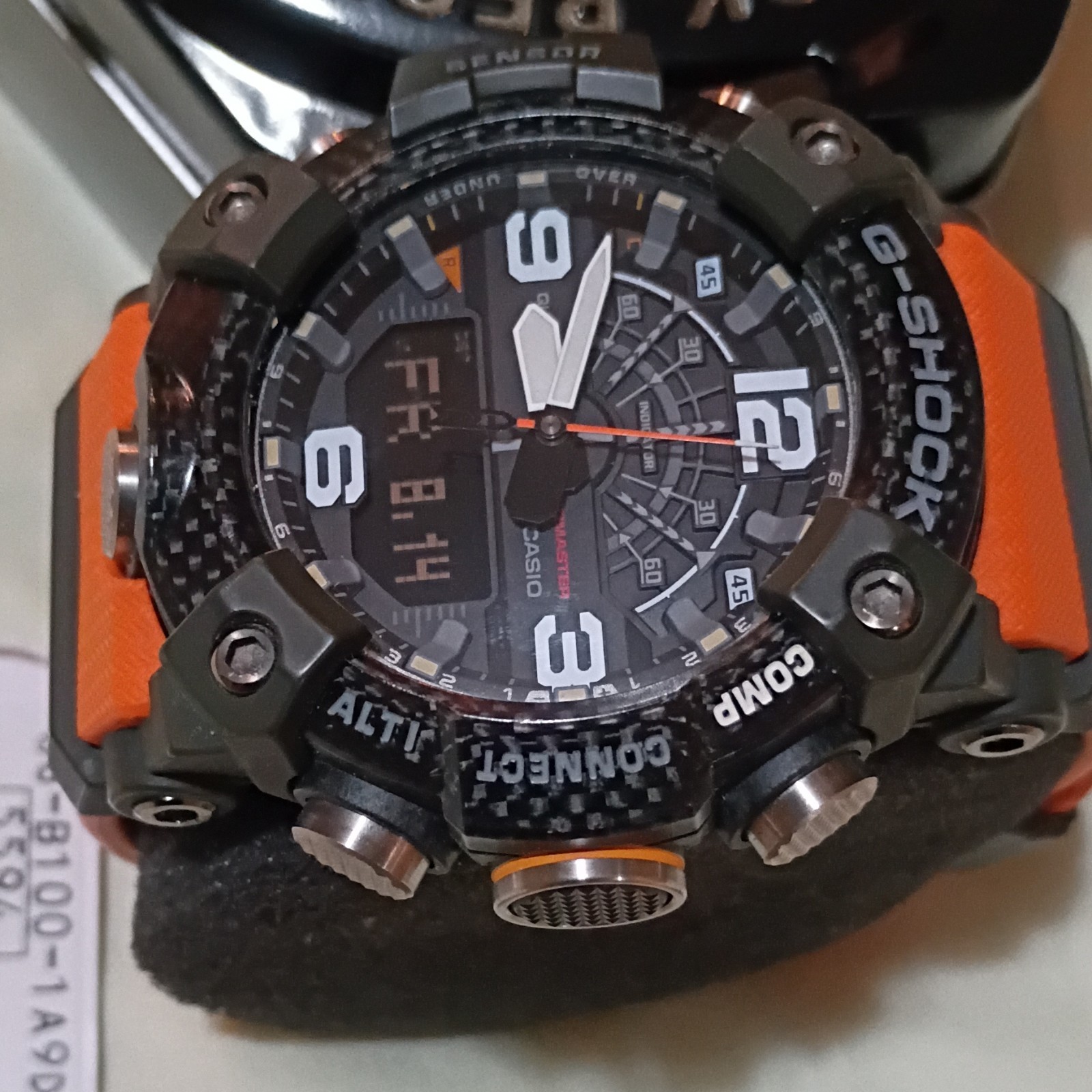 Casio G-SHOCK Mudmaster GG-B100 Bluetooth Carbon Quad 200m Orange/Black