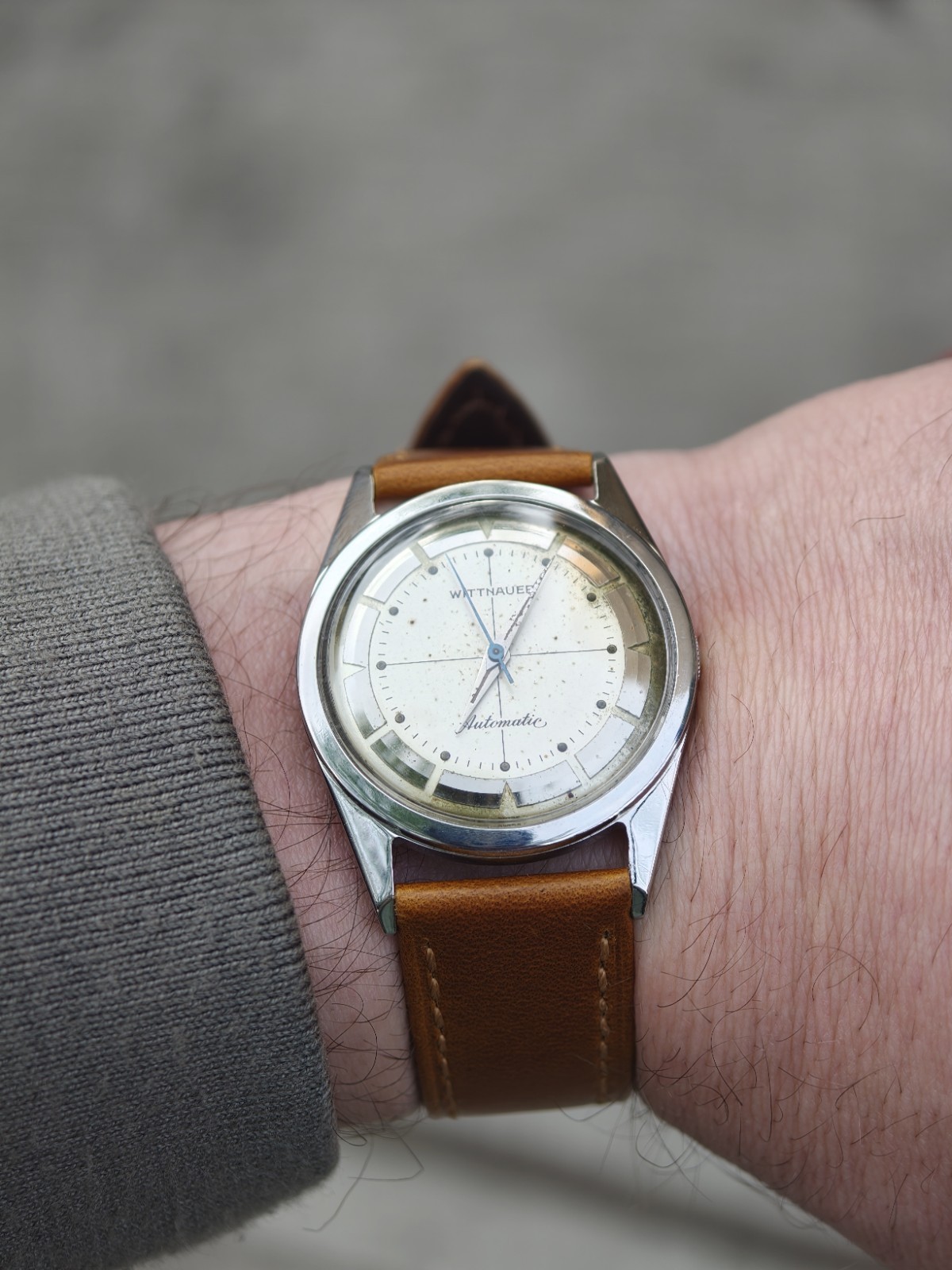 VINTAGE WITTNAUER COMPRESOR 1954 Cal. 11ARG 34mm Seis Made Tuxedo Dial