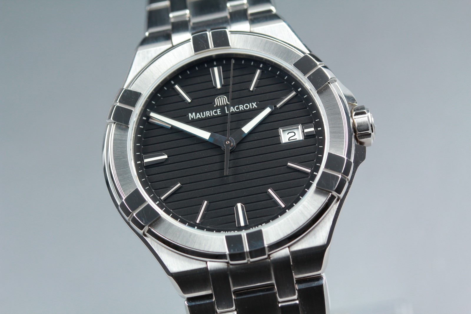 Maurice Lacroix Aikon AI1008 Black SS Date Quartz Swiss Made Watch [Box Damaged]