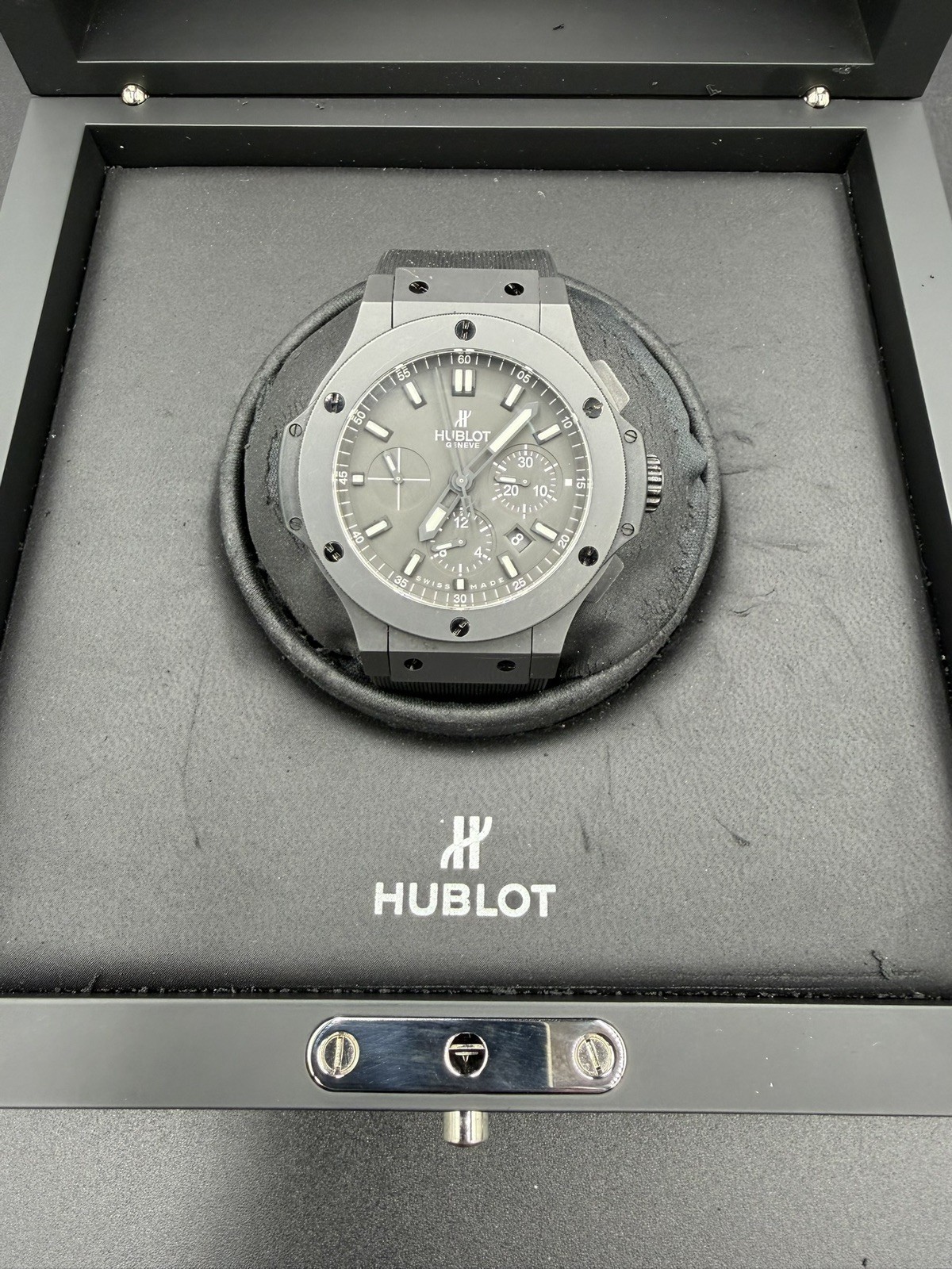 Hublot Big Bang Ice Bang Chrono Black/Black rubber strap w/Box