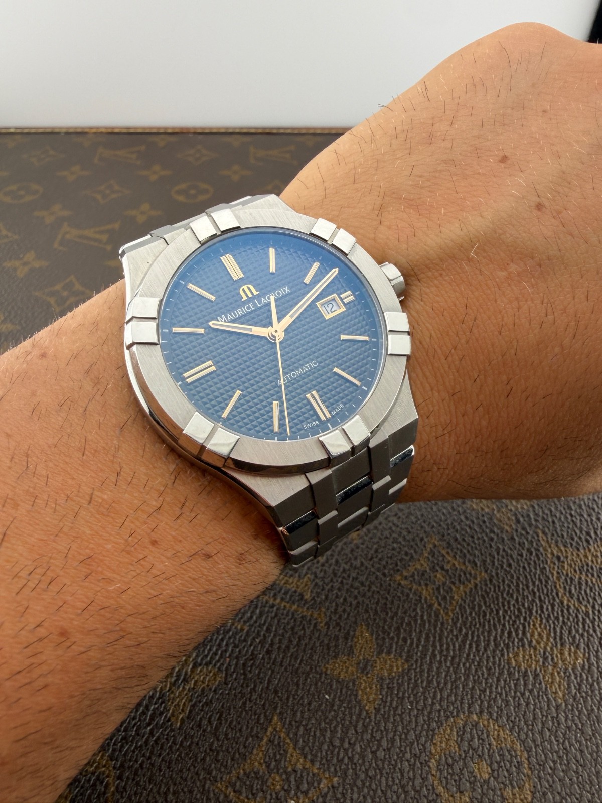 Maurice Lacroix AIKON Automatic Calibre ML115 Case 42mm Grey Dial Full Set