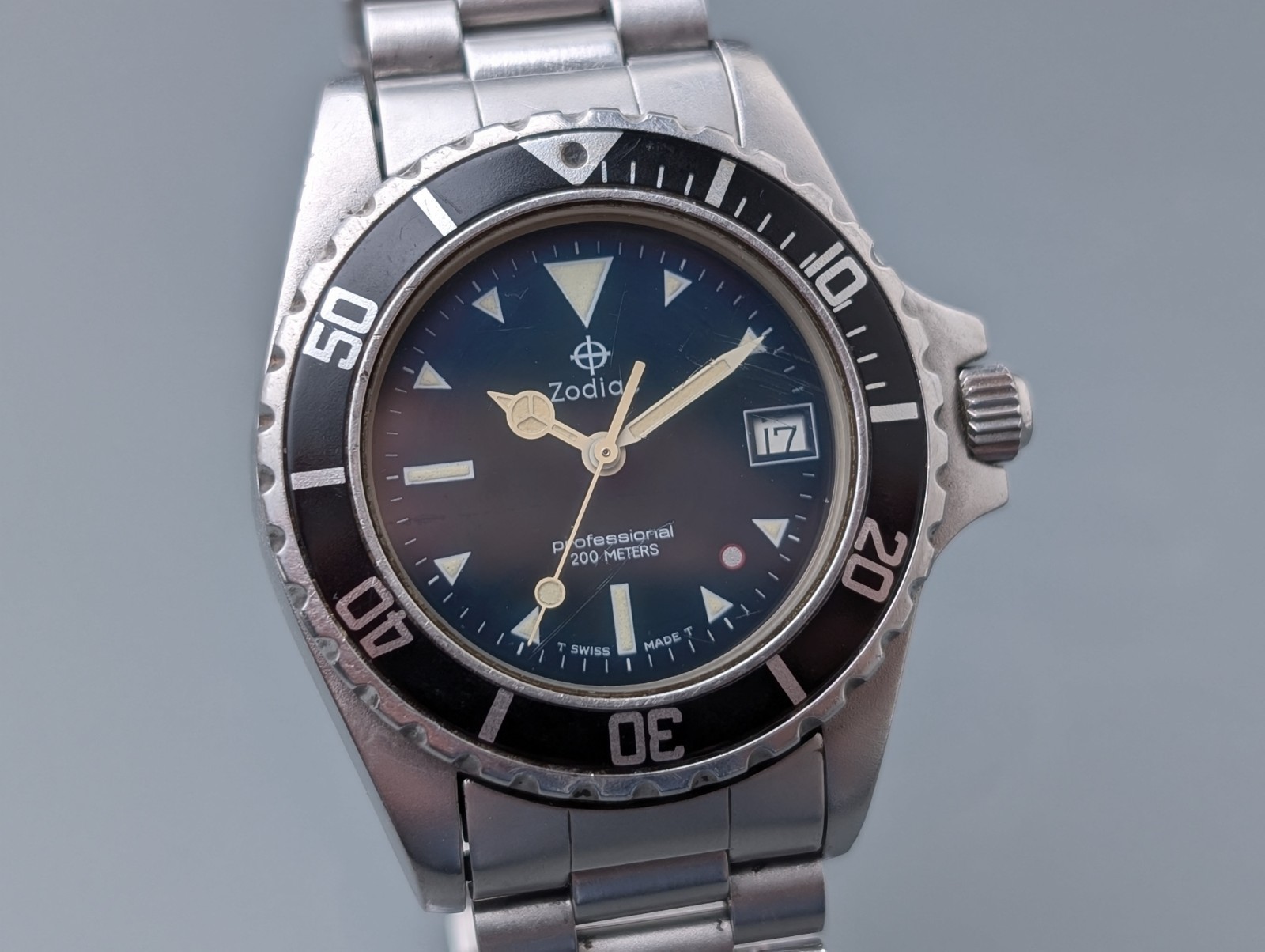 Zodiac Professional 200m 213.21.05 Quartz Men’s Watch Vintage 35mm