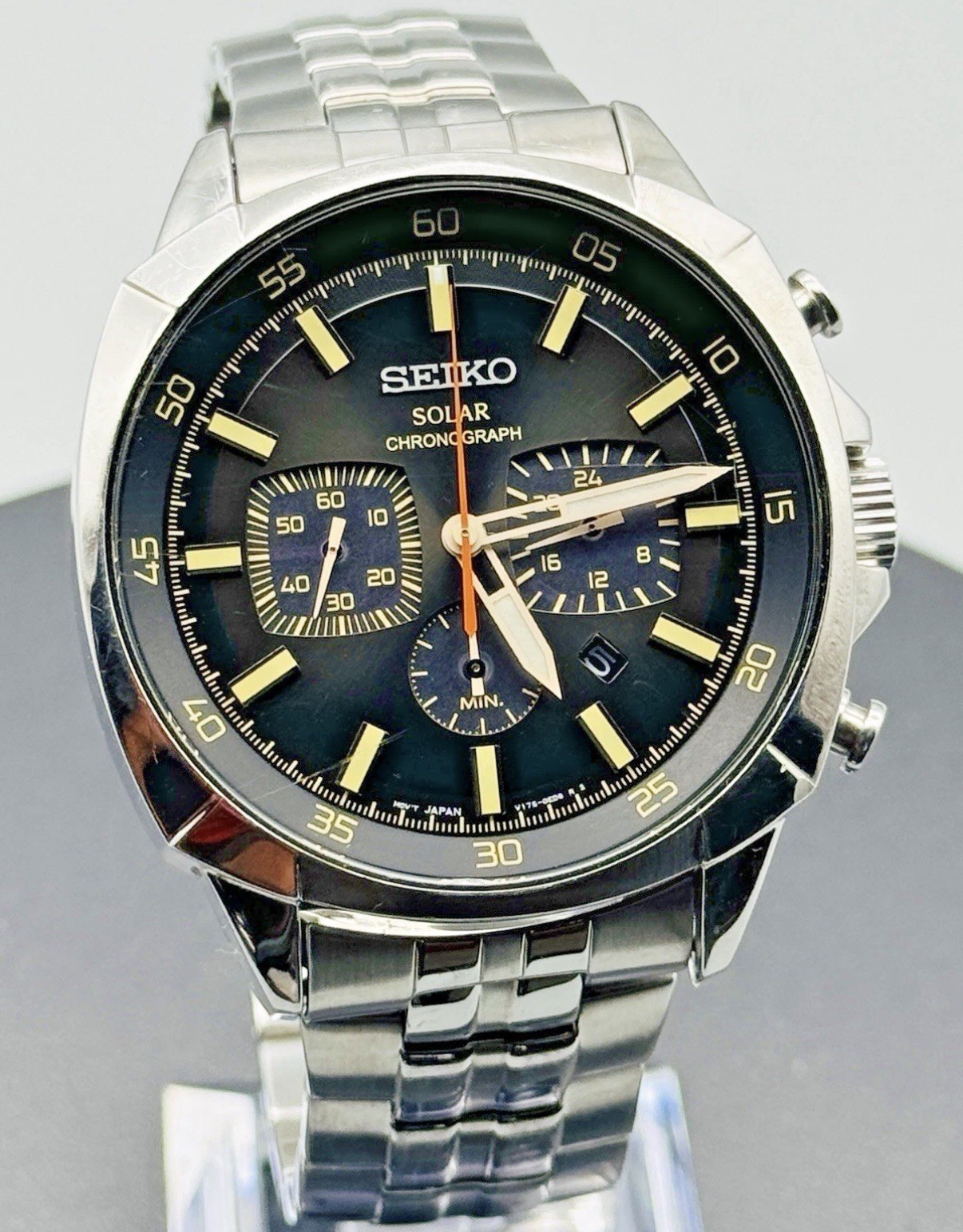 Seiko Recraft Watch Solar Chronograph Black Dial Cushion Stainless Case SSC513P