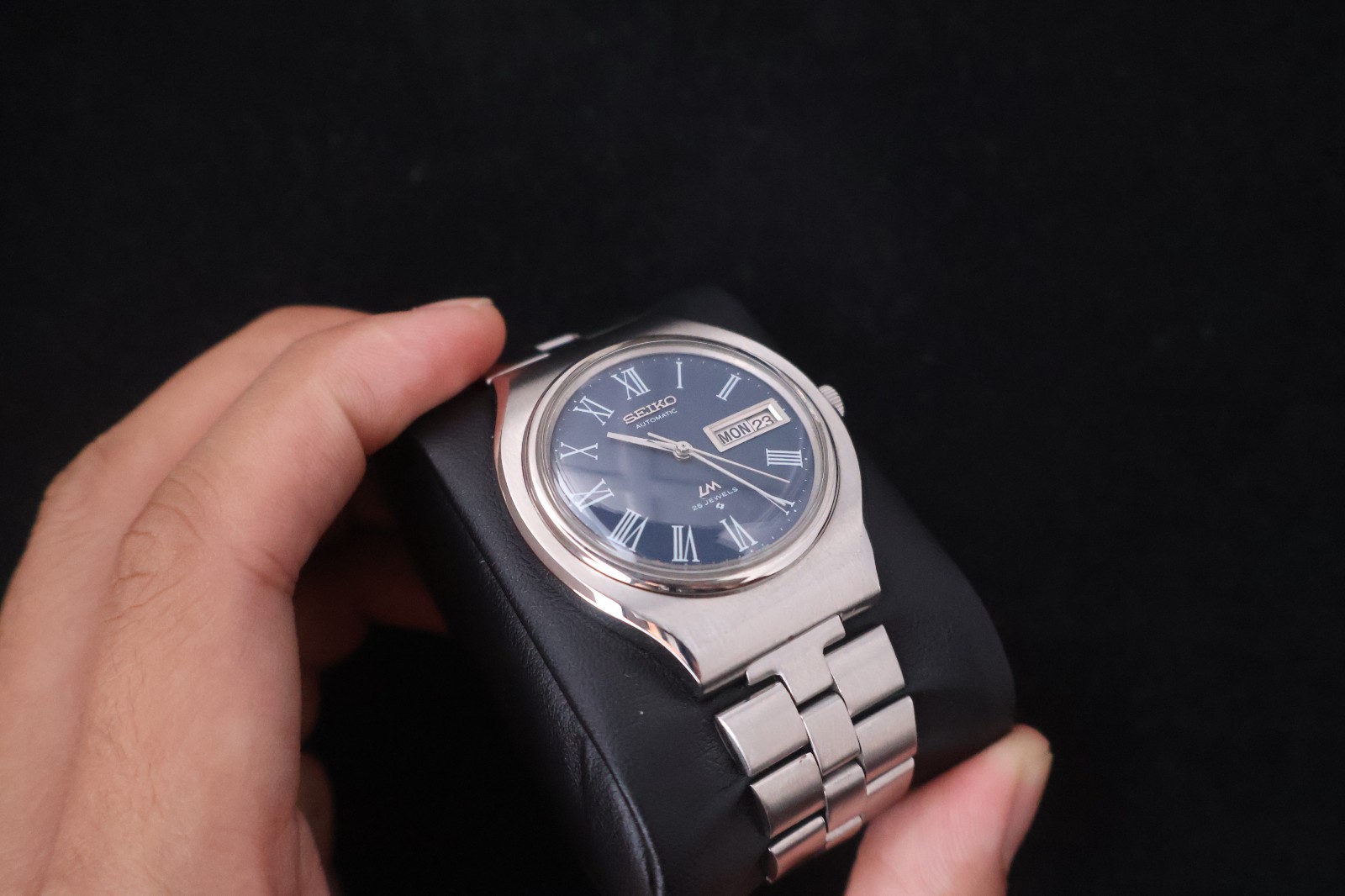 [Serviced] Rare Vintage 1971 Seiko Lord Matic LM Blue Roman 23 Jewels 5606-7120