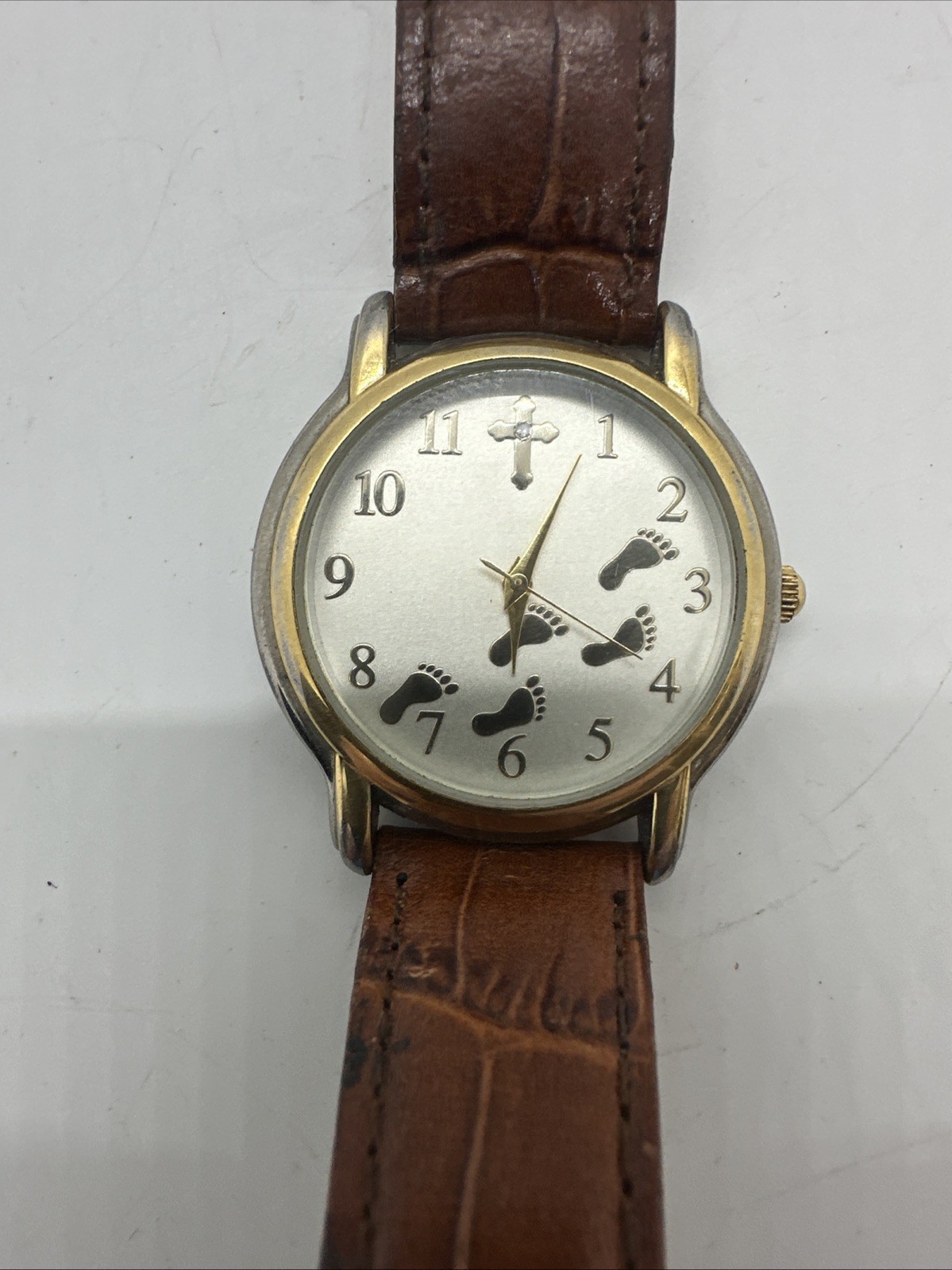 Women’s Footprints in the Sand Proverb Gold Tone Christian Watch, Brown Band