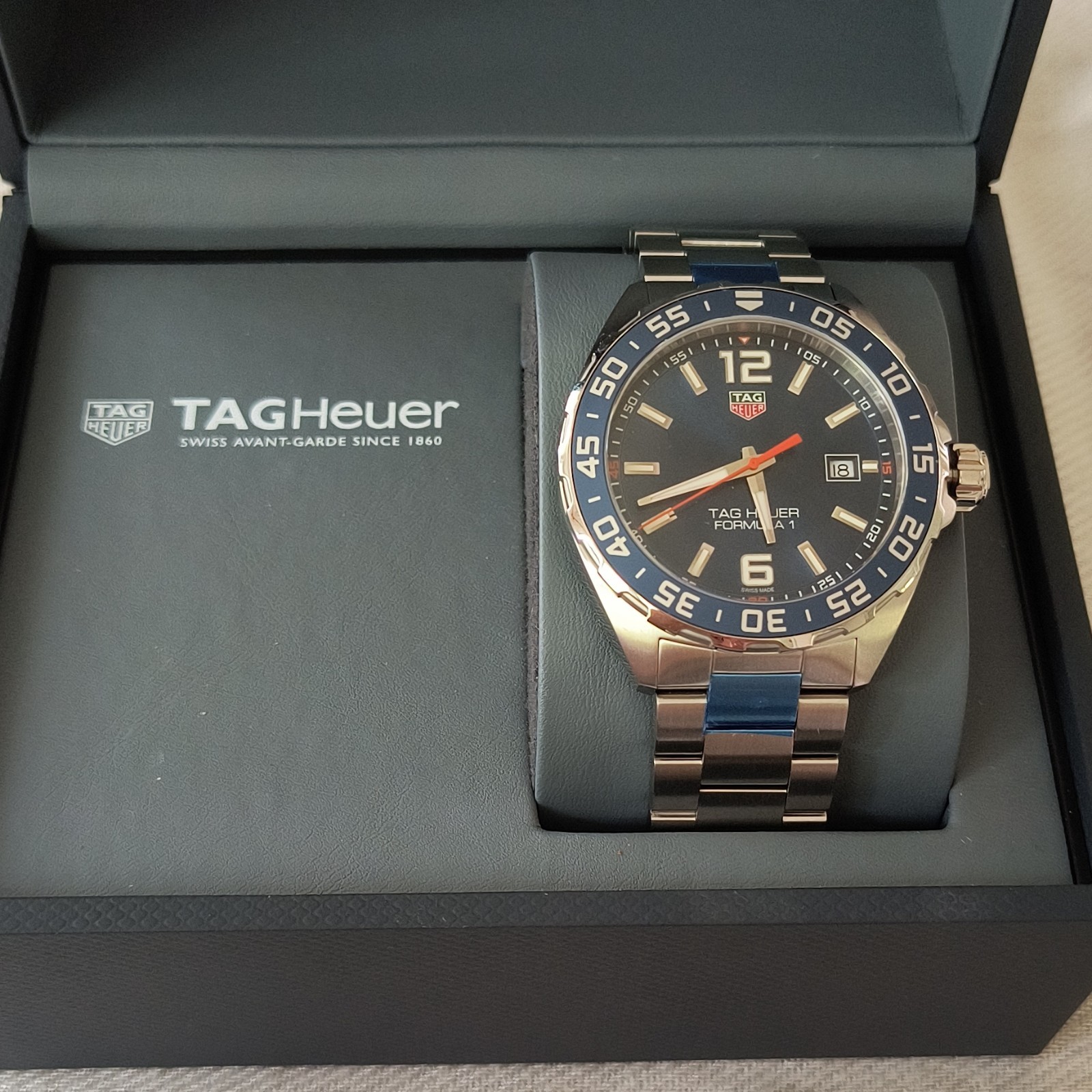 TAG Heuer Formula 1 Quartz 43mm Blue Dial SS Bracelet Date 200m Box Papers