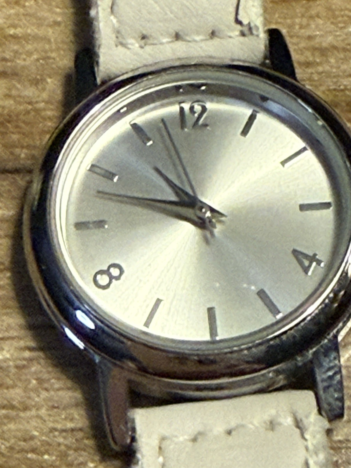 FMD Women’s FMDX296 Quartz Analog Watch Silver Dial Silver Case White Leather