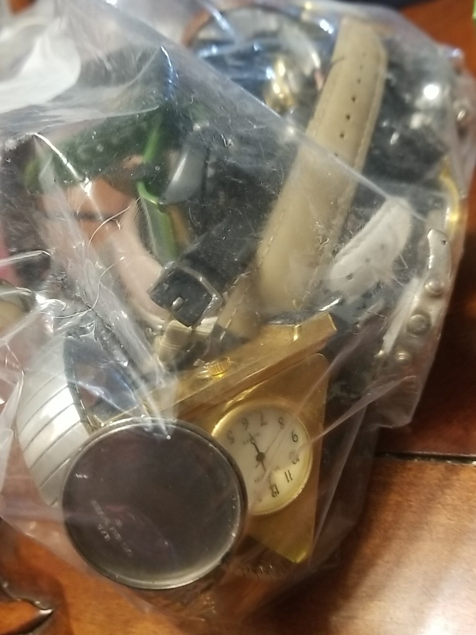 Untested Watch Lot, Various types Womens & Mens. Some Visibly Broken, Some Good