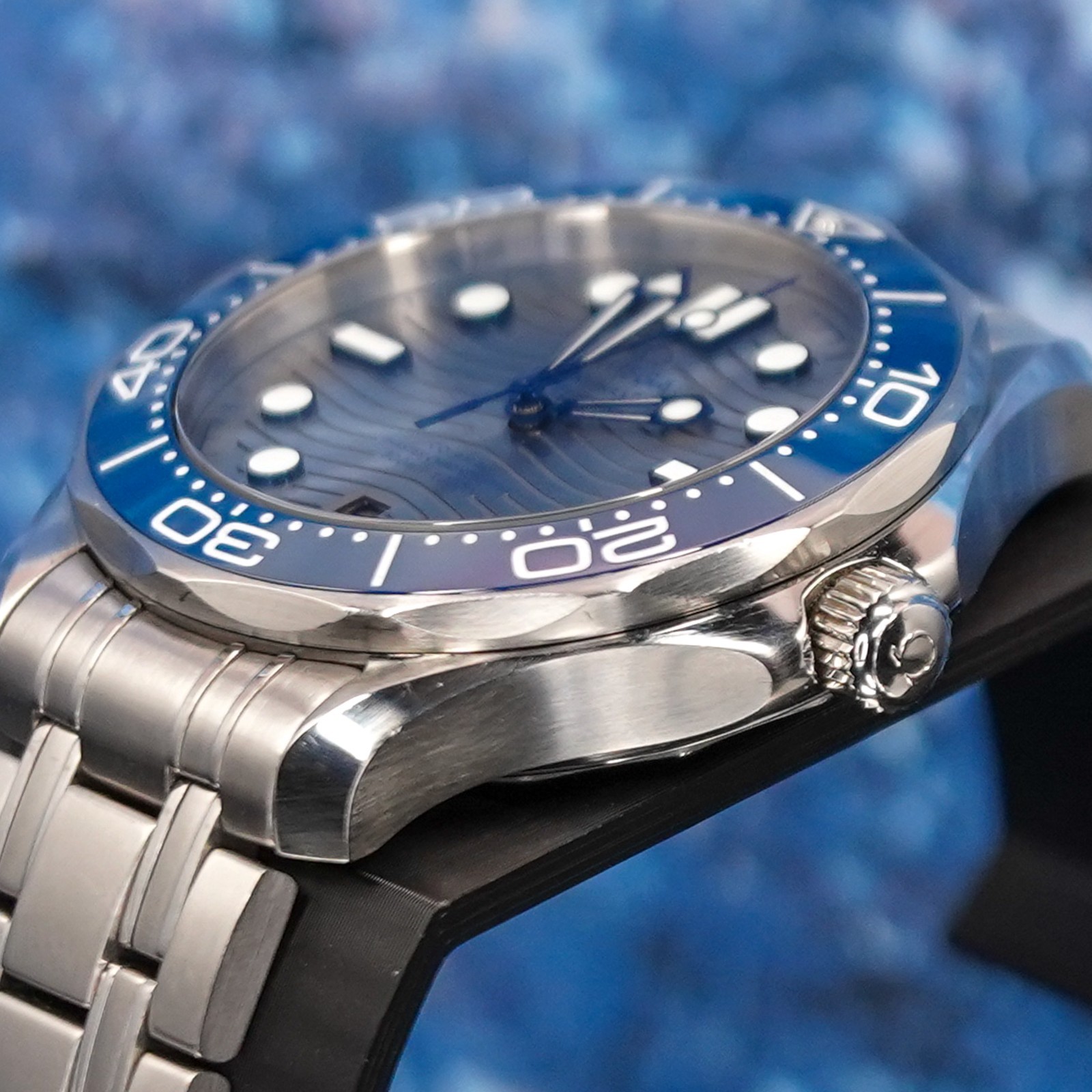 Omega Seamaster Diver 300M – 42mm – 210.30.42.20.06.001 – Grey Dial – 2019 – B&P